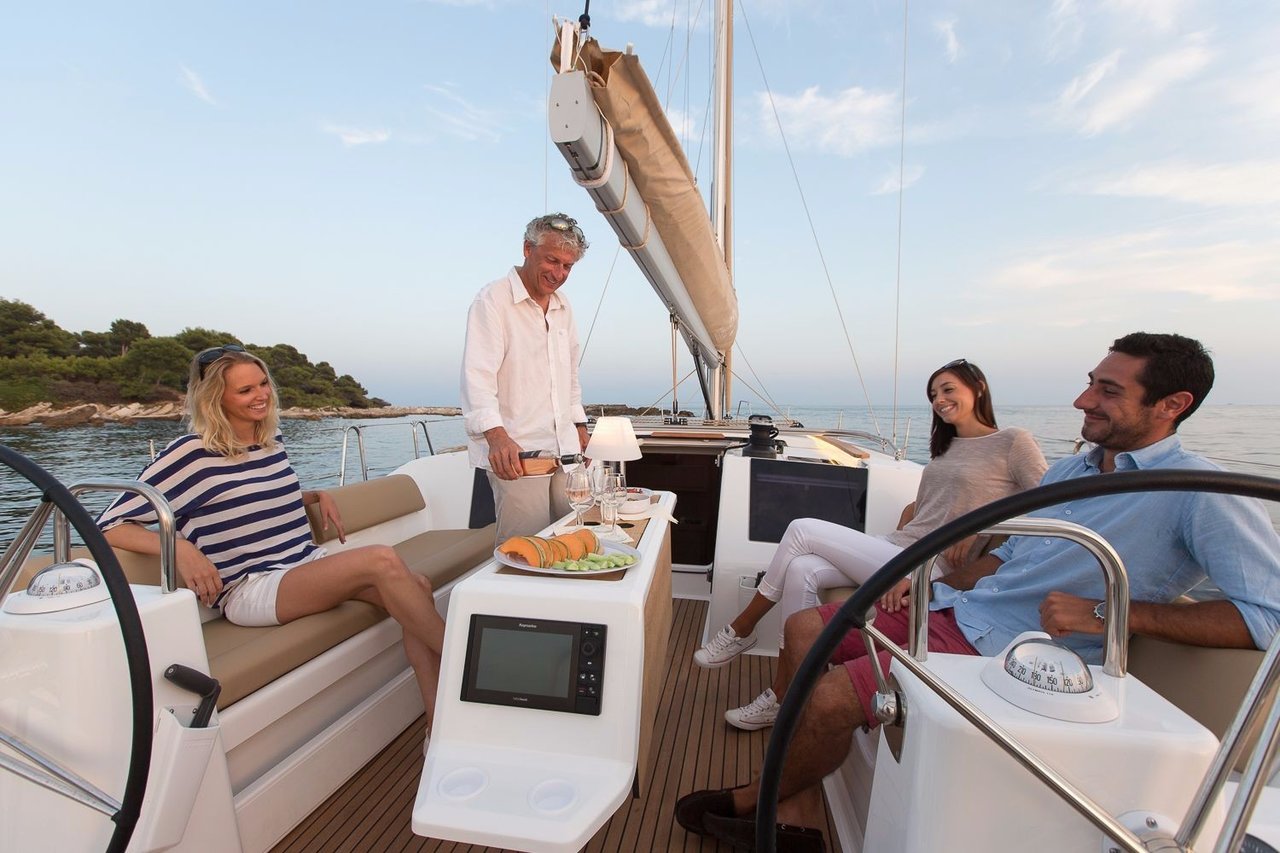Dufour 460 GL — photo 7