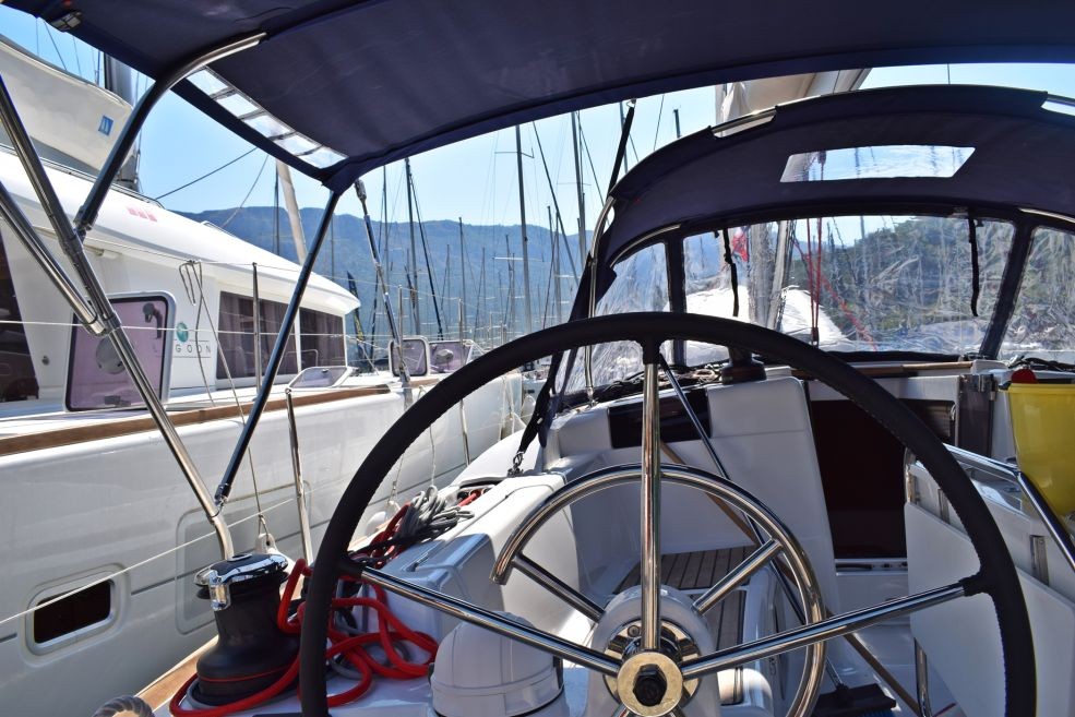 Sun Odyssey 419 - 3 cab. — photo 4