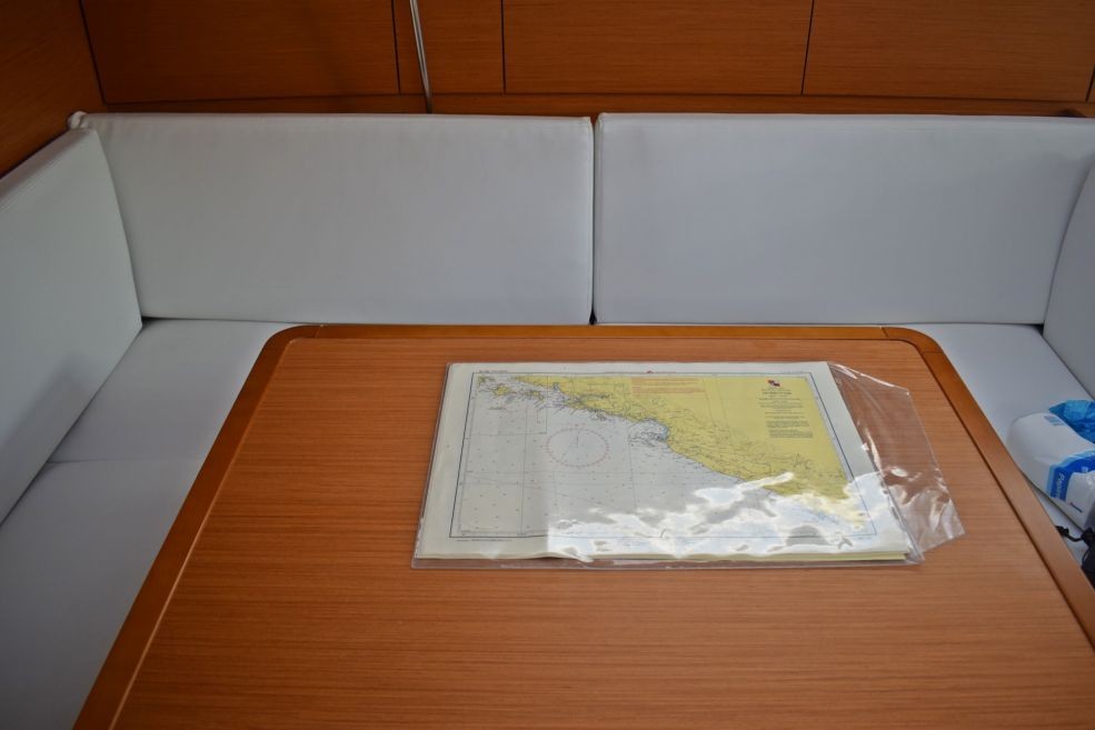 Sun Odyssey 419 - 3 cab. — photo 8