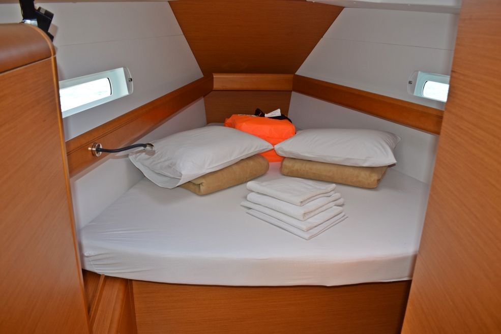 Sun Odyssey 419 - 3 cab. — photo 12