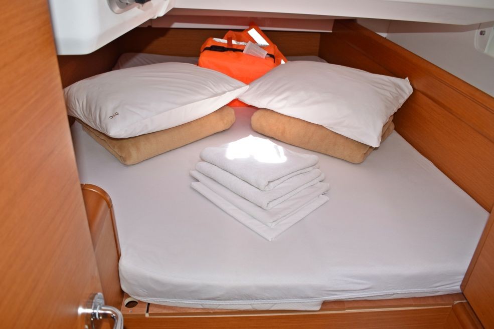 Sun Odyssey 419 - 3 cab. — photo 13