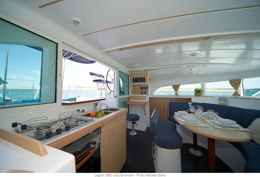 Lagoon 380 - 4 cab. — photo 8