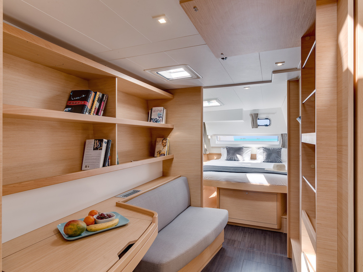 Lagoon 42 - 4 + 2 cab. — photo 9