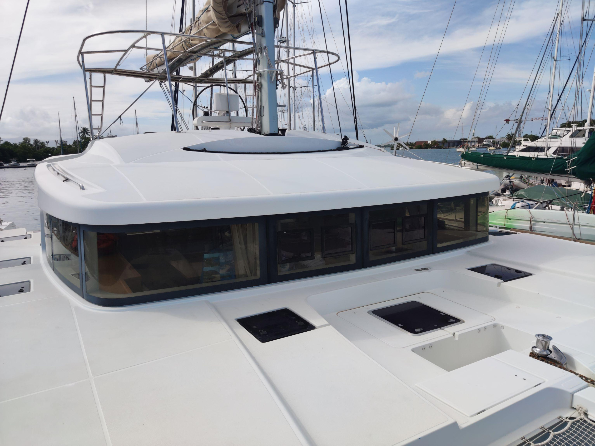 Lagoon 52 - 6 + 2 cab. — photo 4