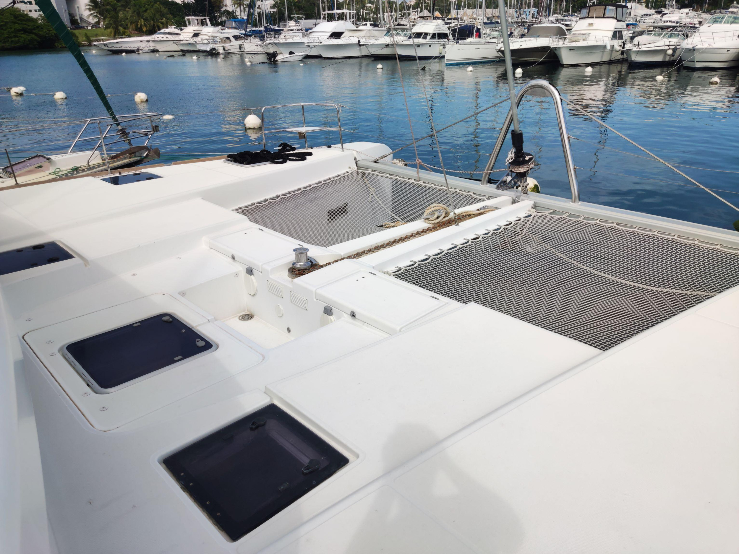 Lagoon 52 - 6 + 2 cab. — photo 7