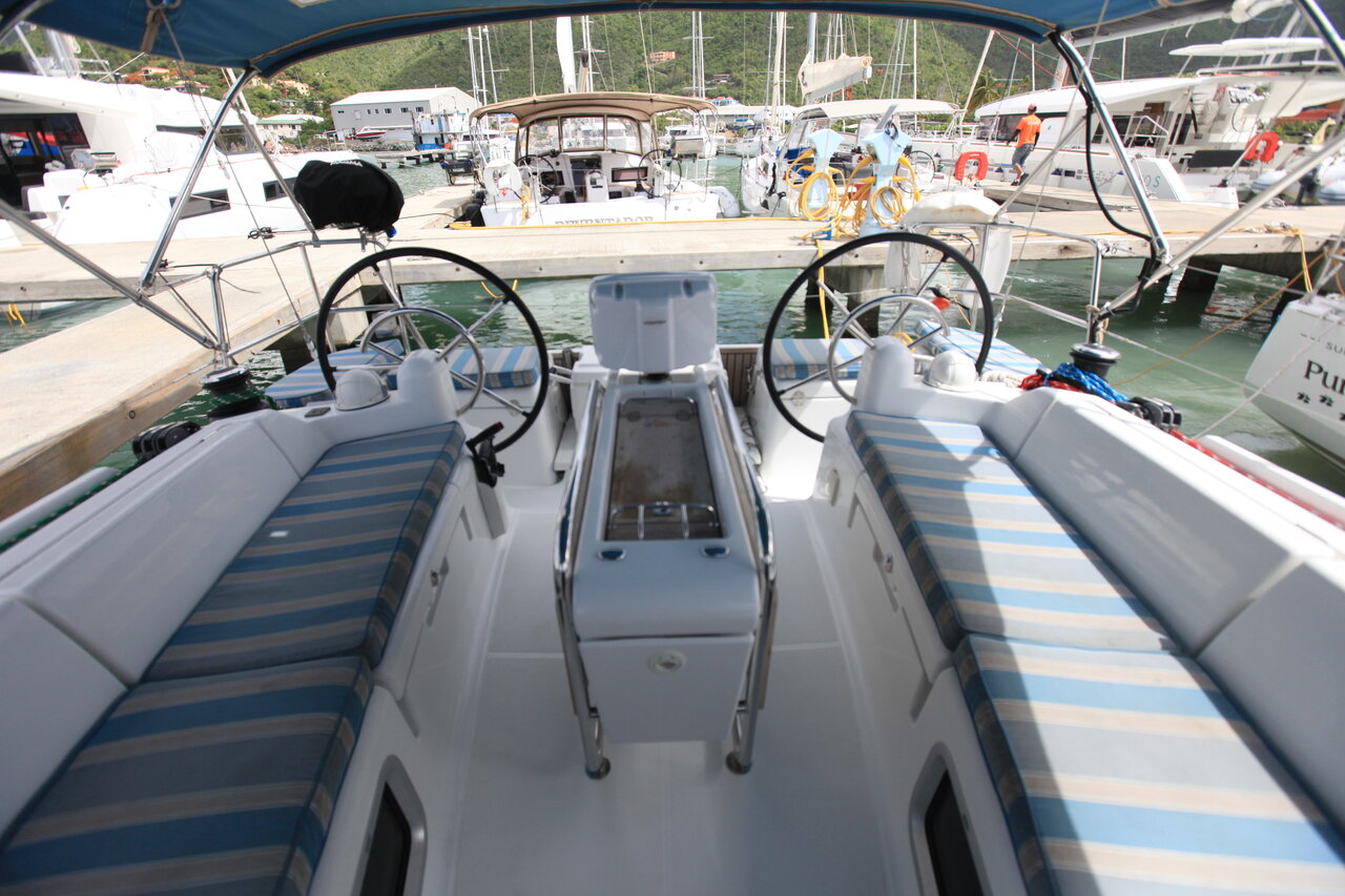 Sun Odyssey 419 - 3 cab. — photo 6