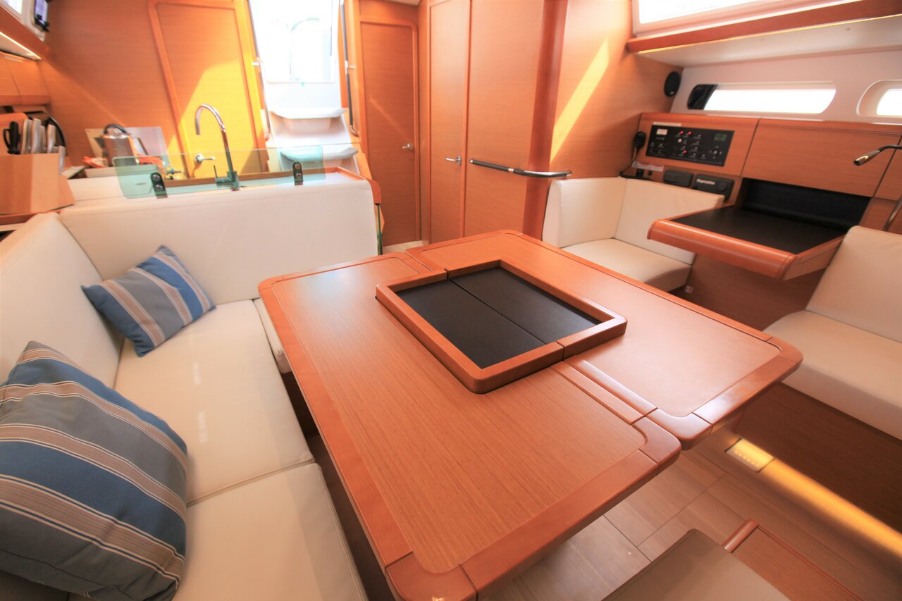 Sun Odyssey 419 - 3 cab. — photo 11