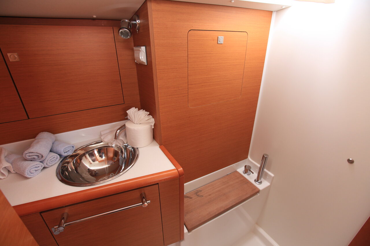Sun Odyssey 419 - 3 cab. — photo 19