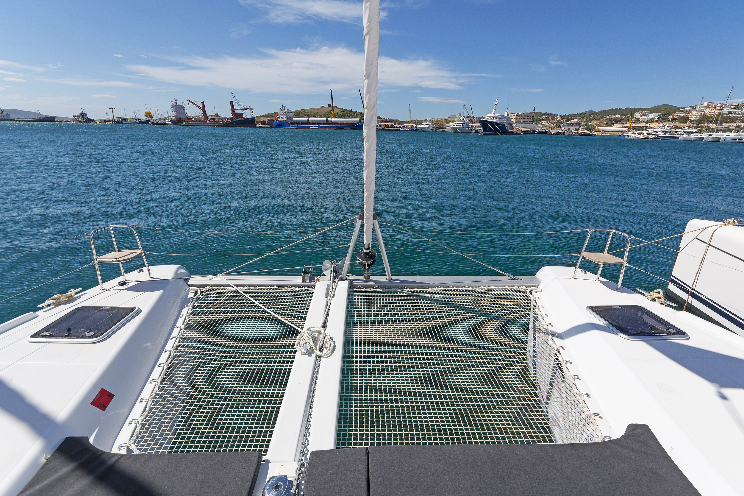 Lagoon 42 - 4 + 2 cab. — photo 14