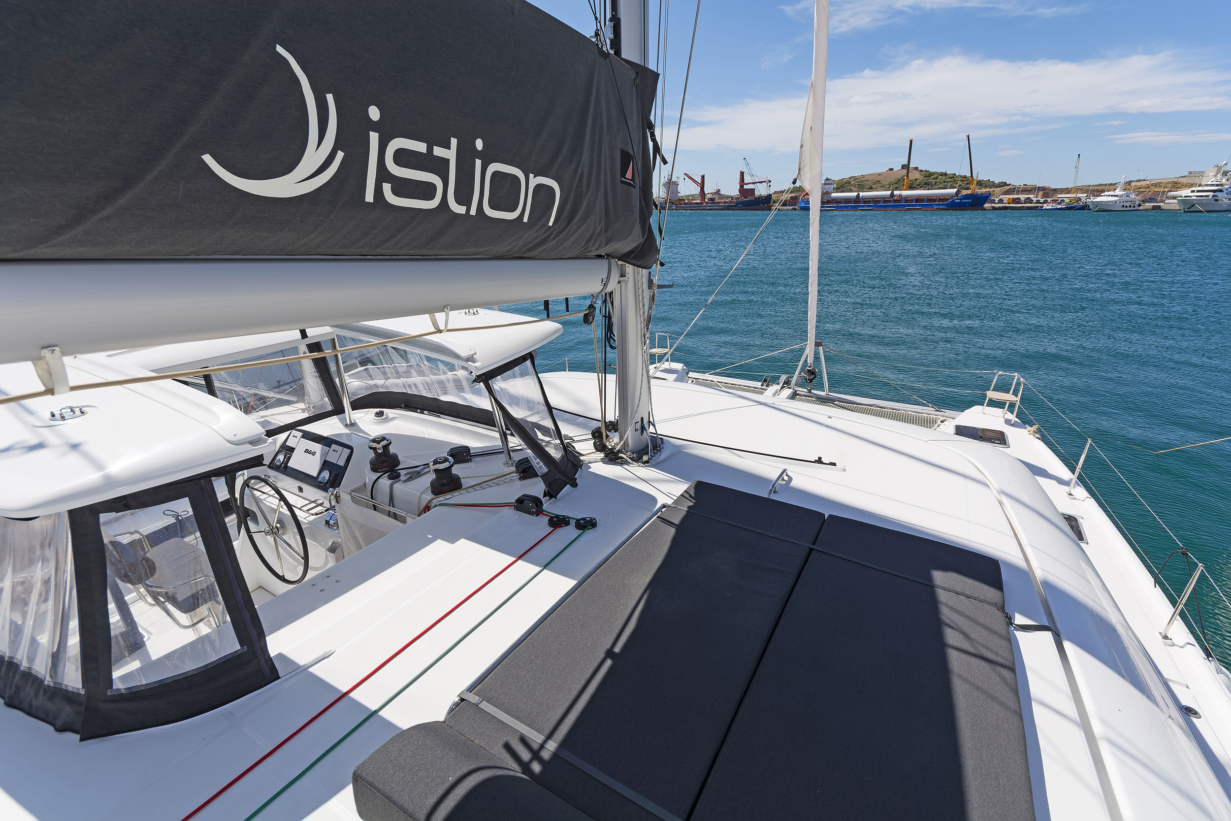 Lagoon 42 - 4 + 2 cab. — photo 15