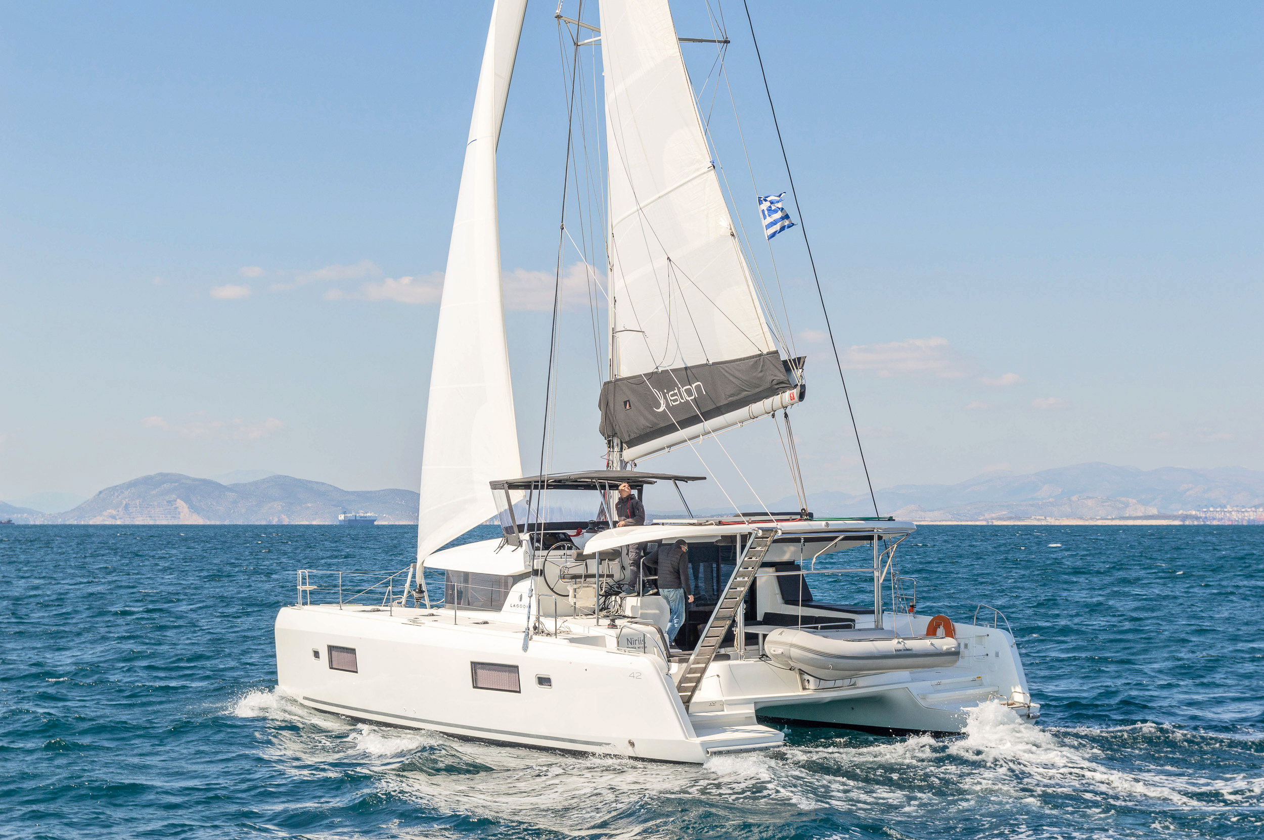 Lagoon 42 - 4 + 2 cab. — photo 4