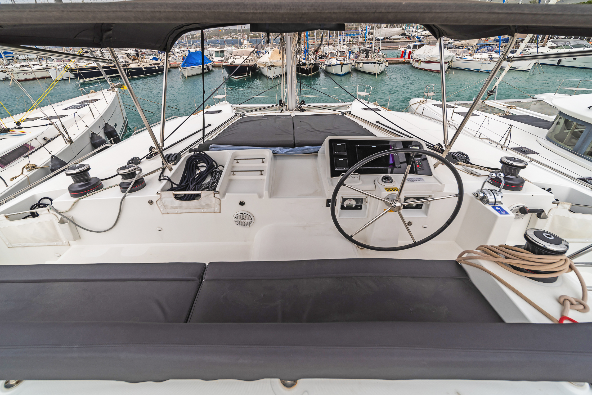 Lagoon 450 F - 4 + 2 cab. — photo 15