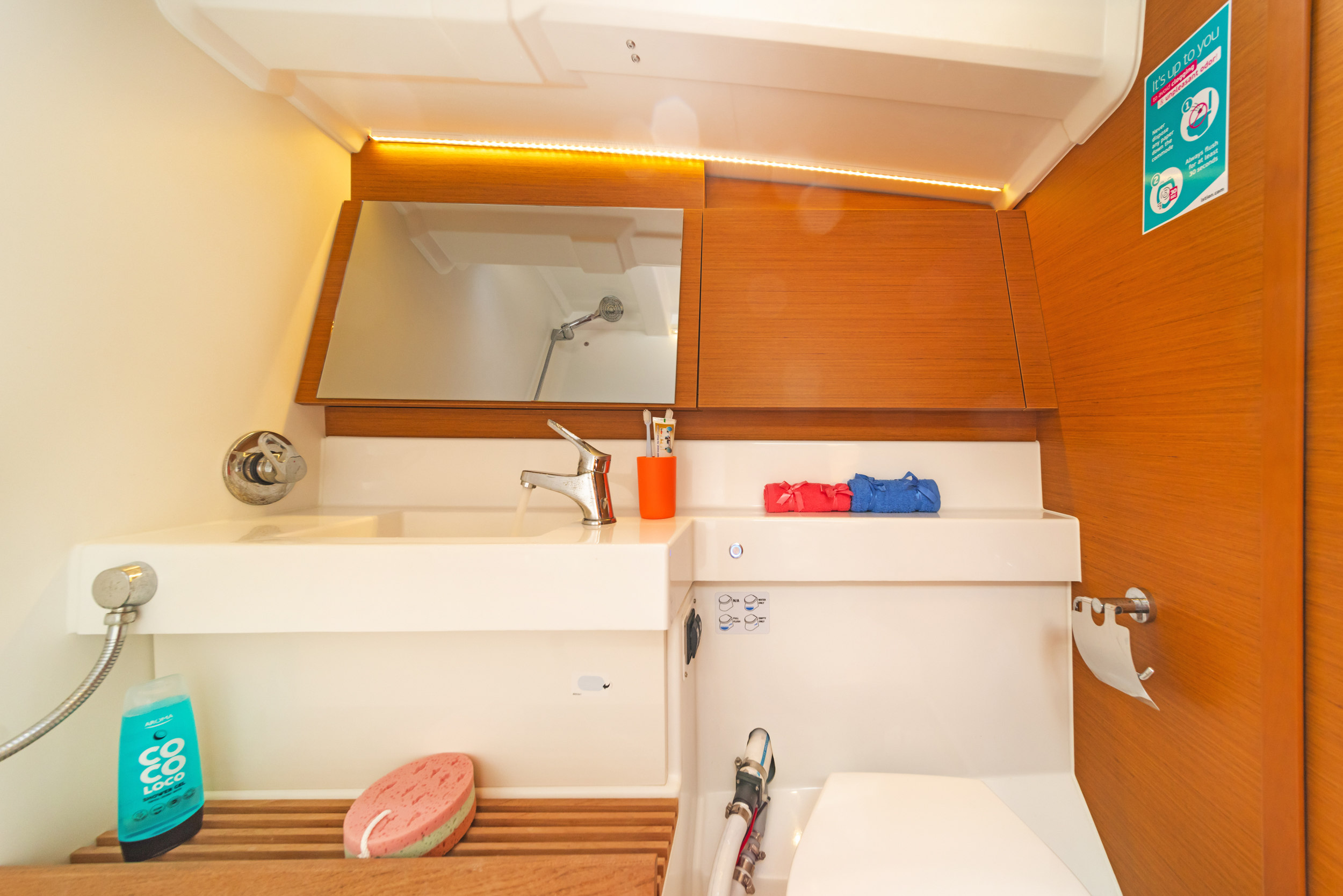 Sun Odyssey 490 - 5 + 1 cab. — photo 9