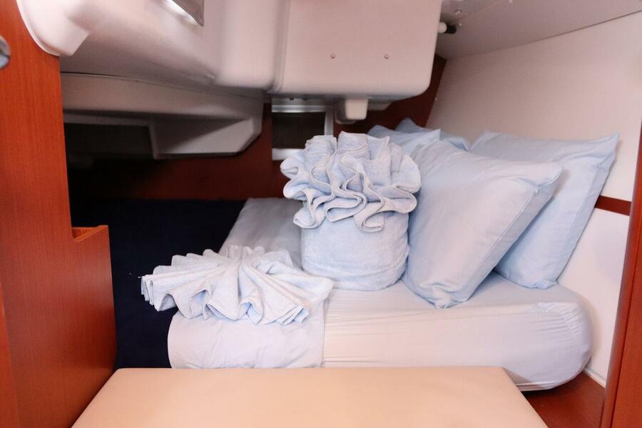 Oceanis 31 — photo 18