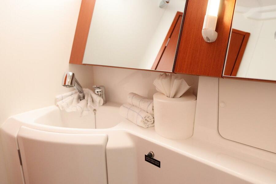 Oceanis 31 — photo 20