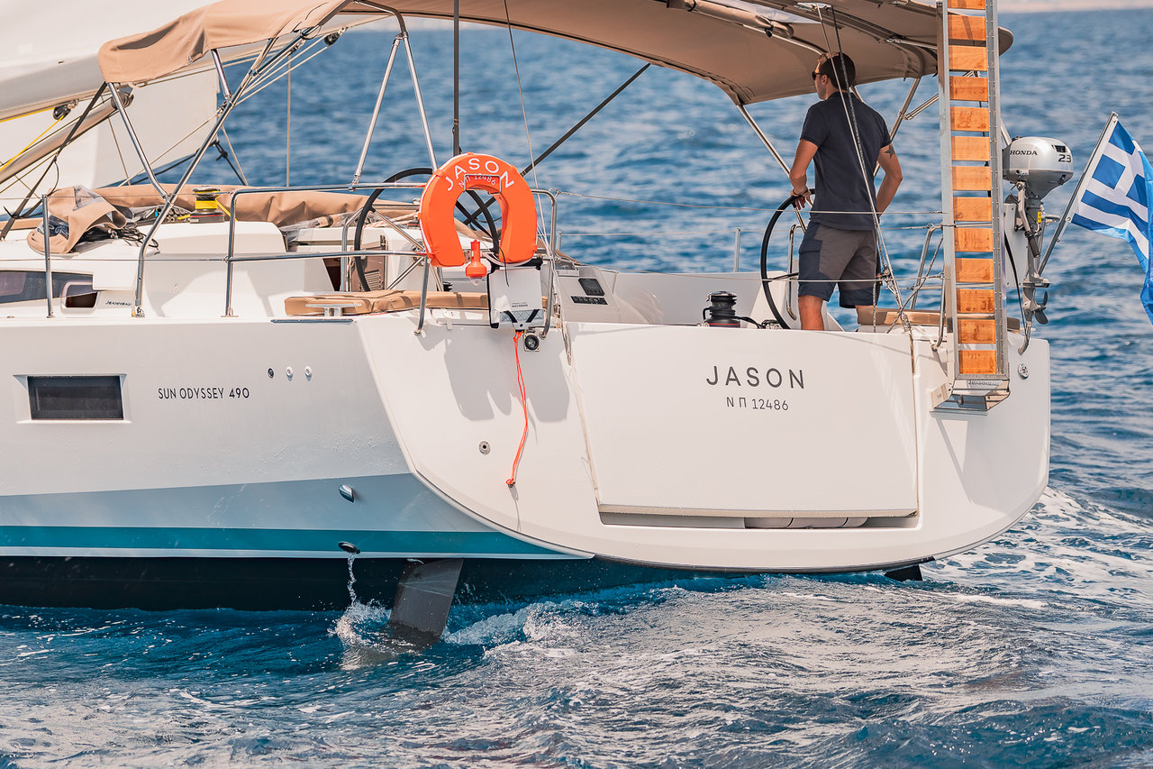 Sun Odyssey 490 - 5 + 1 cab. — photo 15