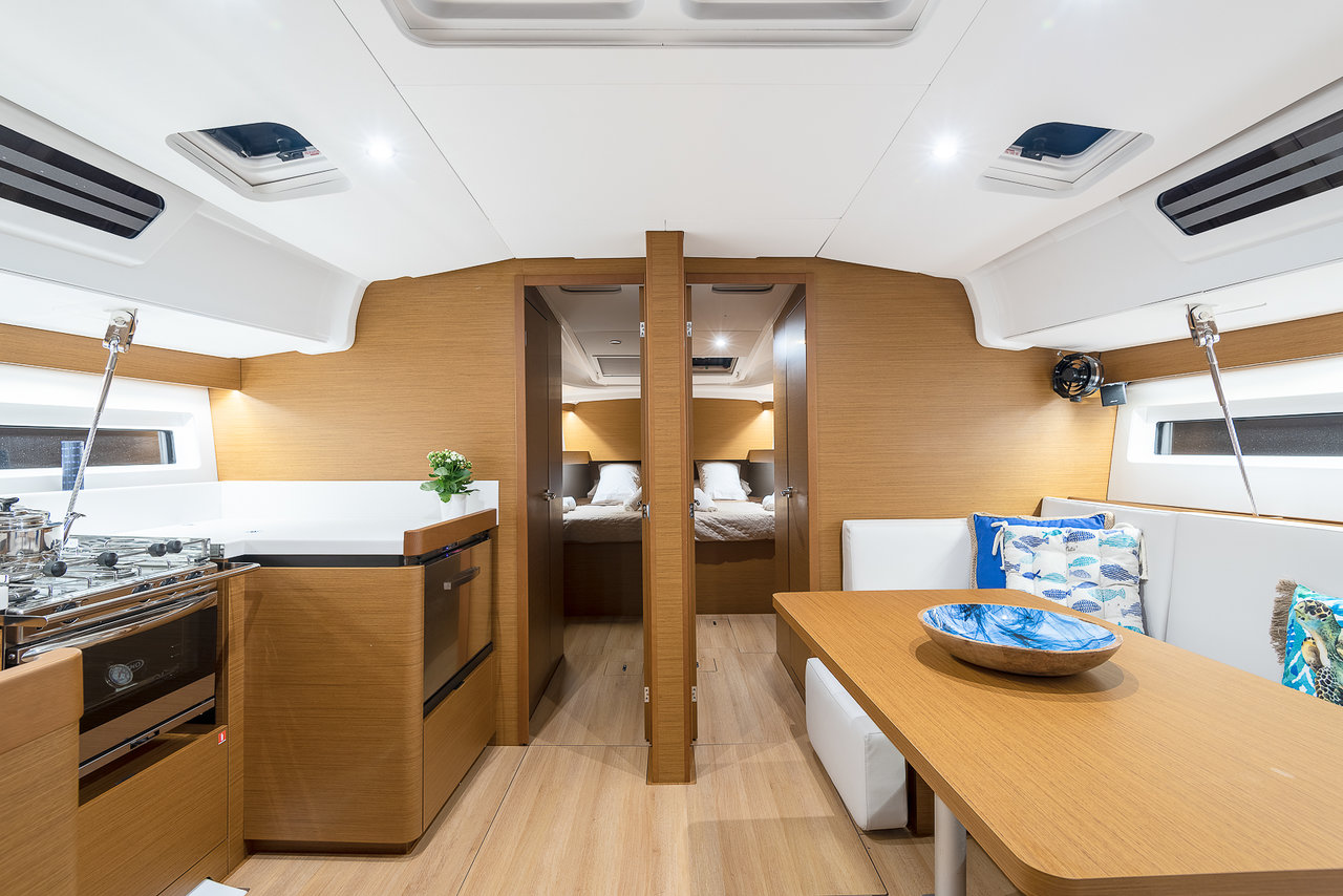 Sun Odyssey 490 - 5 + 1 cab. — photo 27