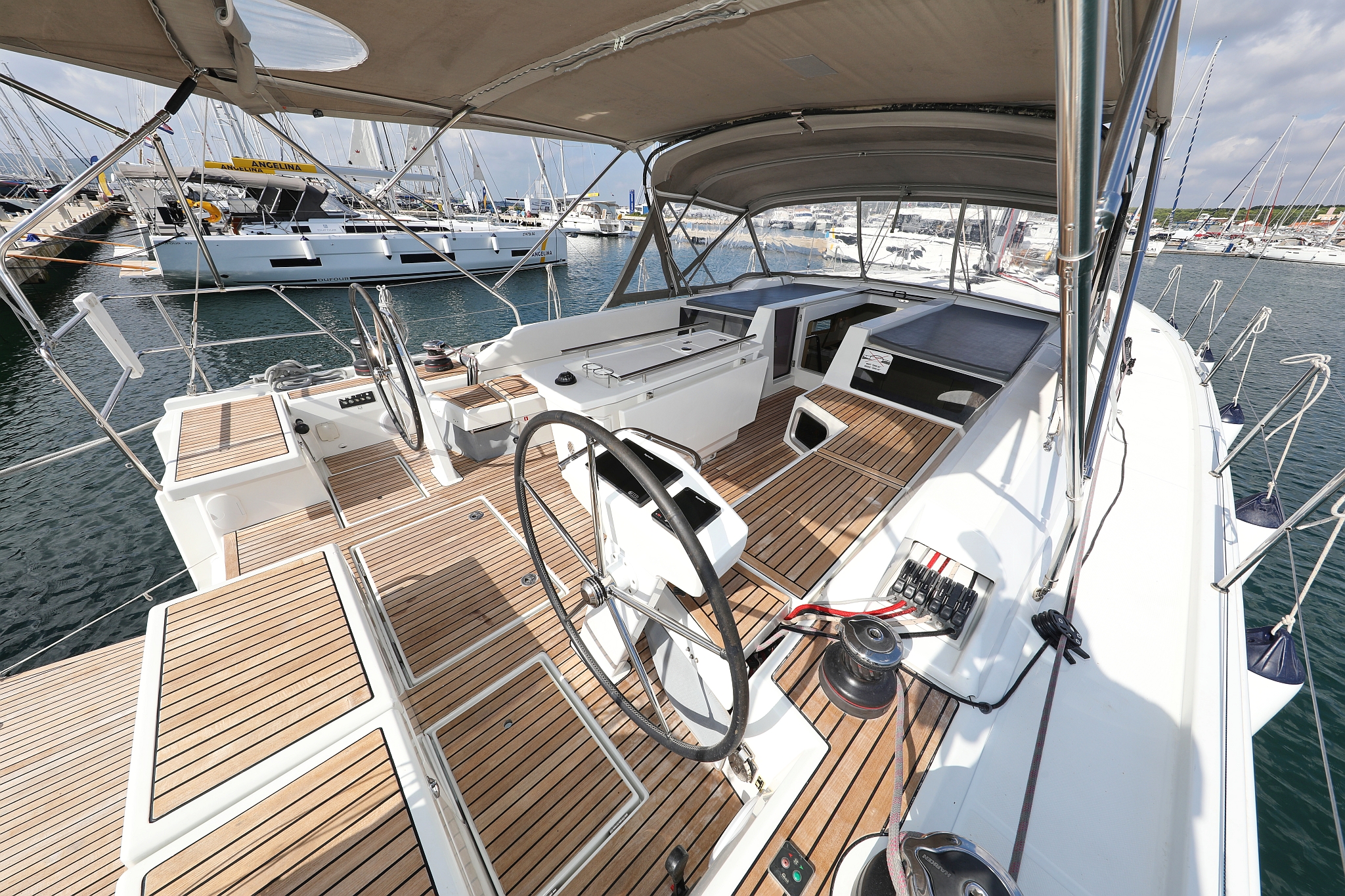Oceanis 51.1 - 5 + 1 cab. — photo 25