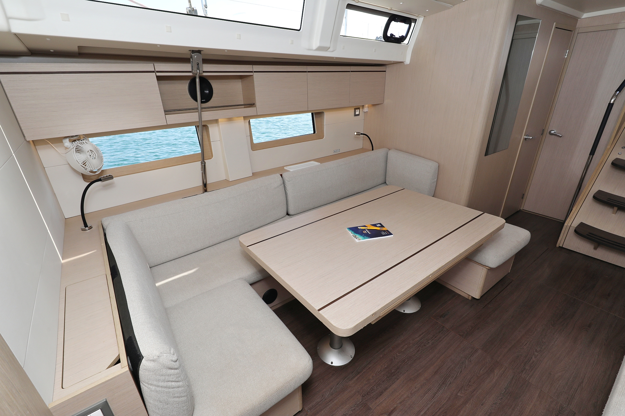 Oceanis 51.1 - 5 + 1 cab. — photo 38