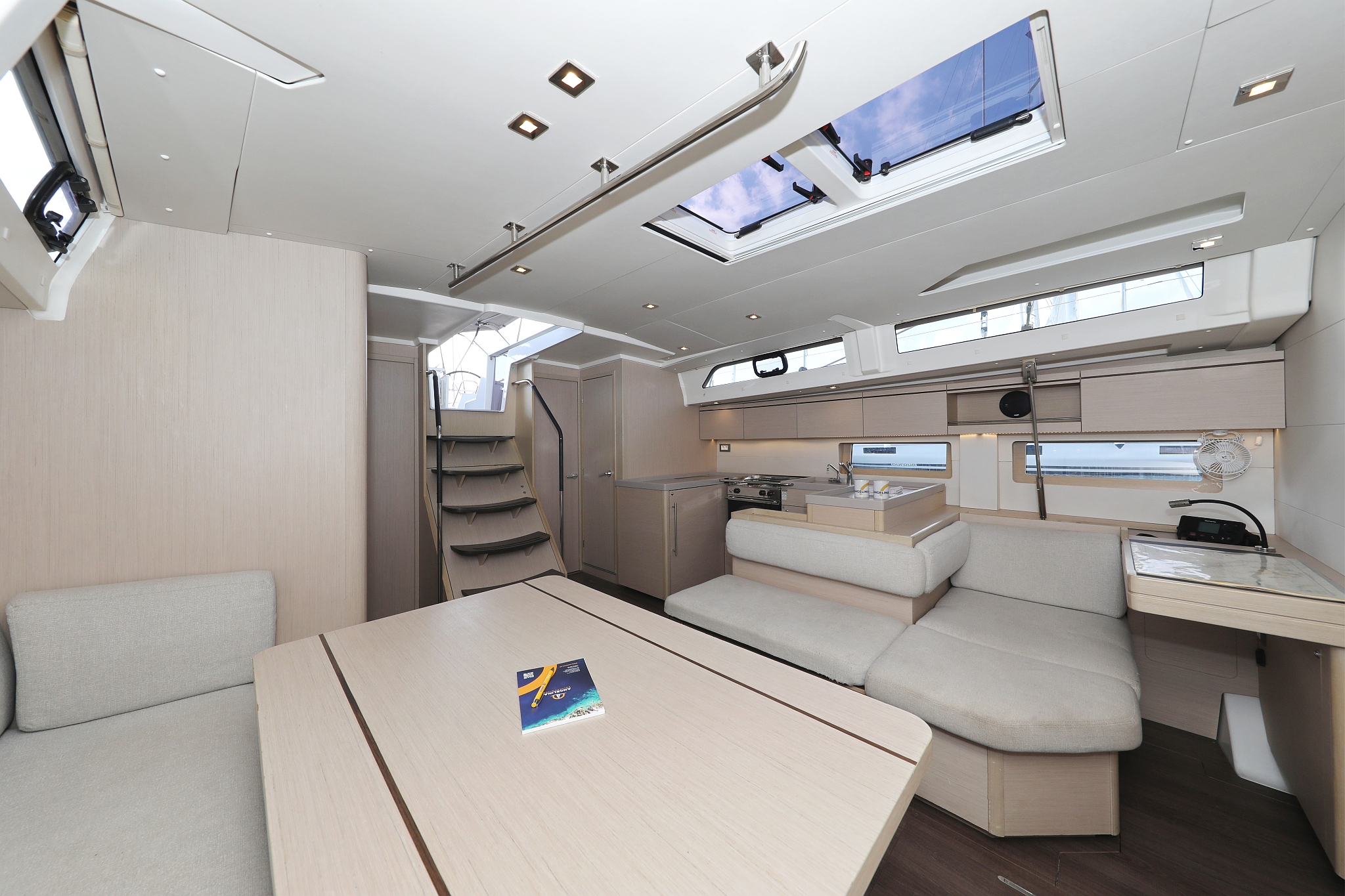 Oceanis 51.1 - 5 + 1 cab. — photo 40