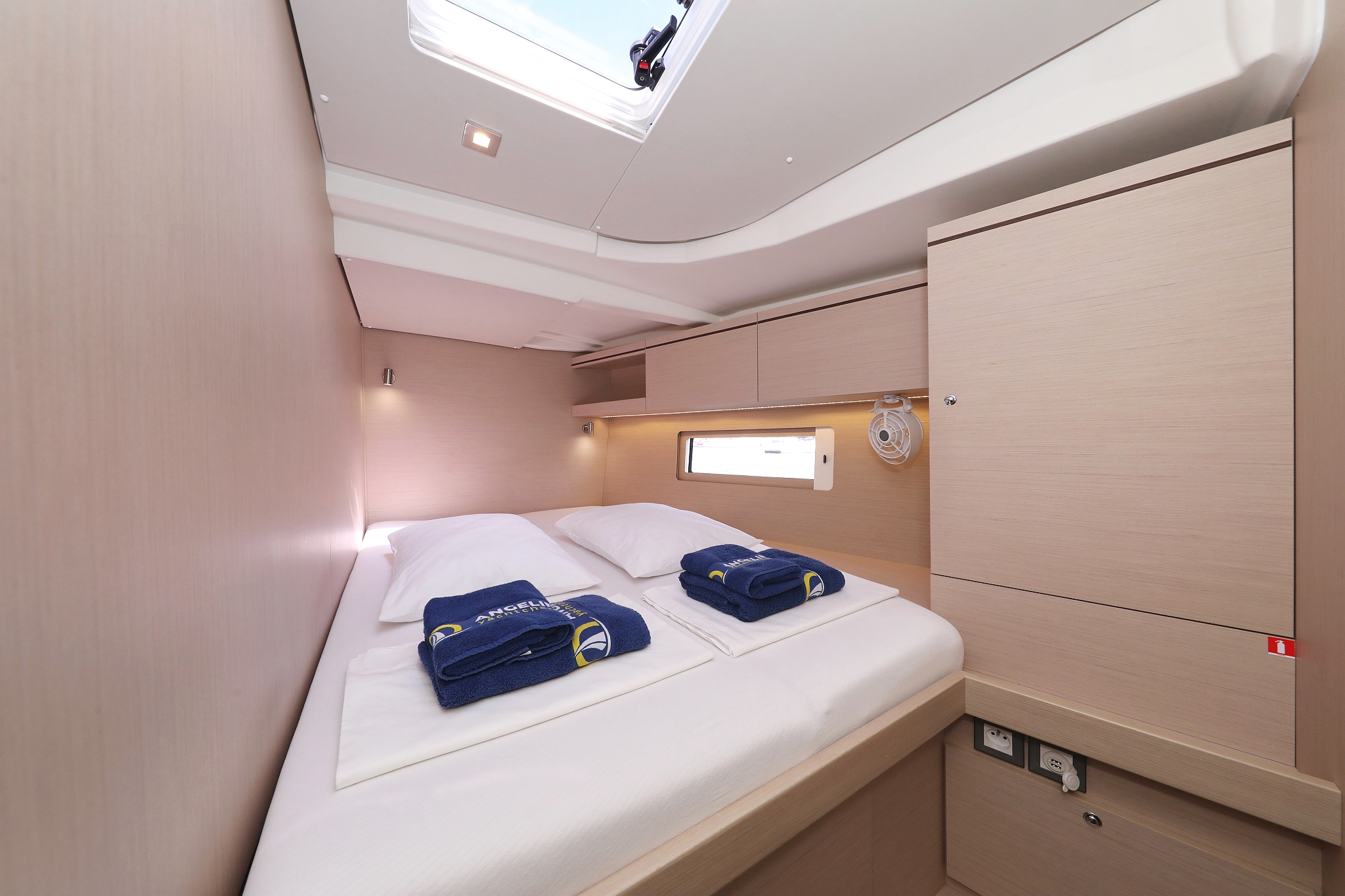 Oceanis 51.1 - 5 + 1 cab. — photo 6