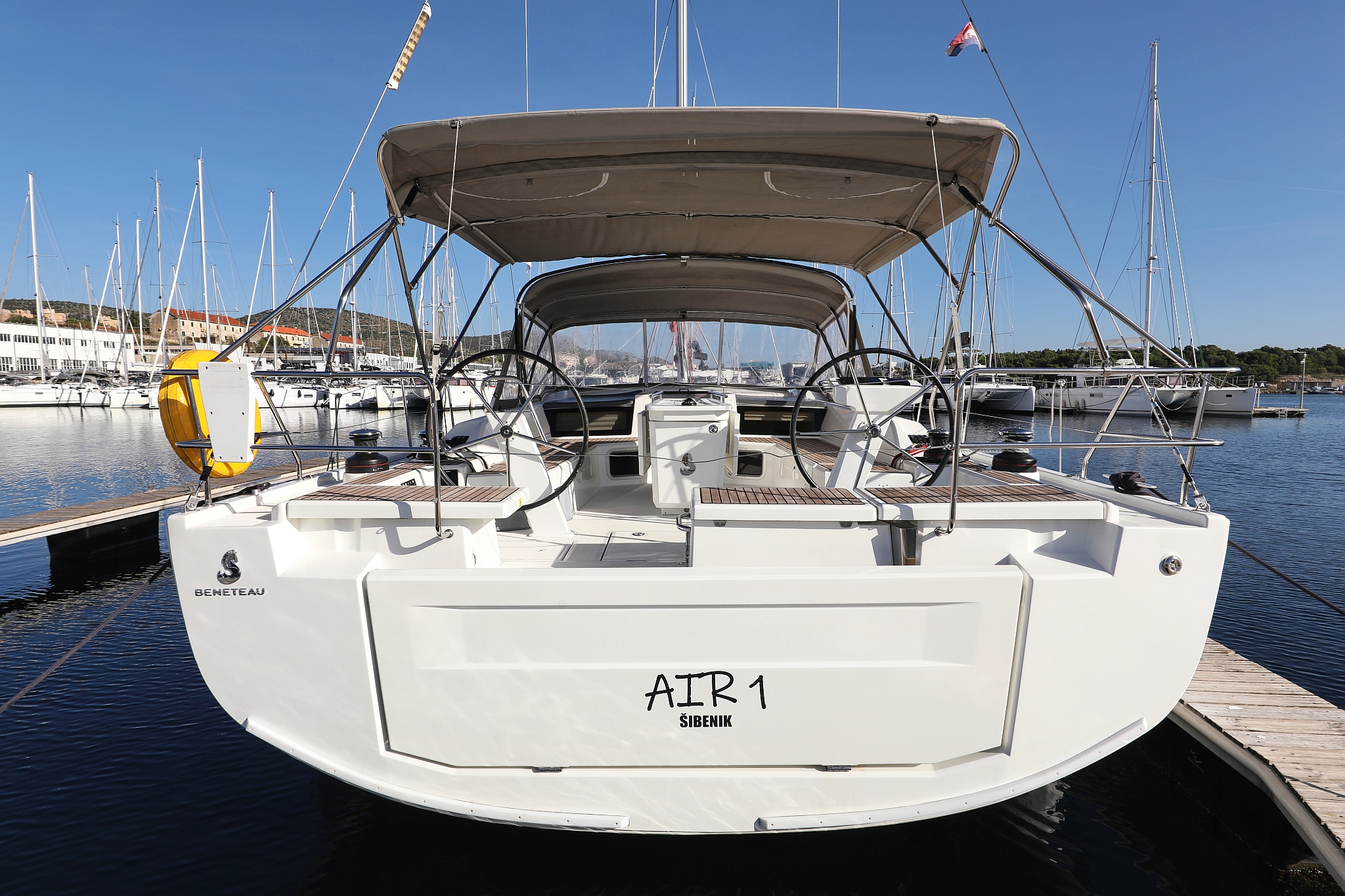 Oceanis 51.1 - 5 + 1 cab. — photo 1