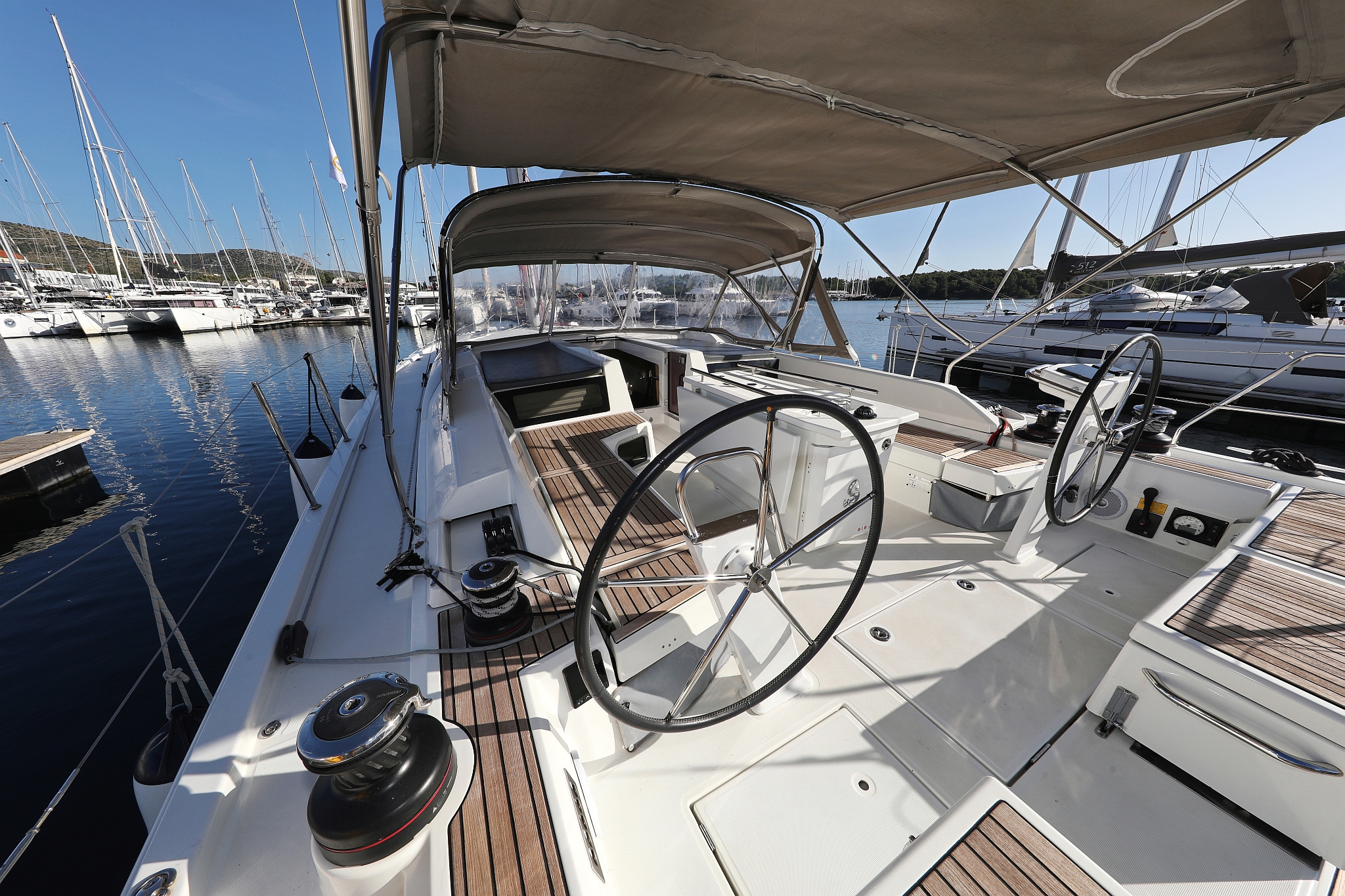 Oceanis 51.1 - 5 + 1 cab. — photo 6