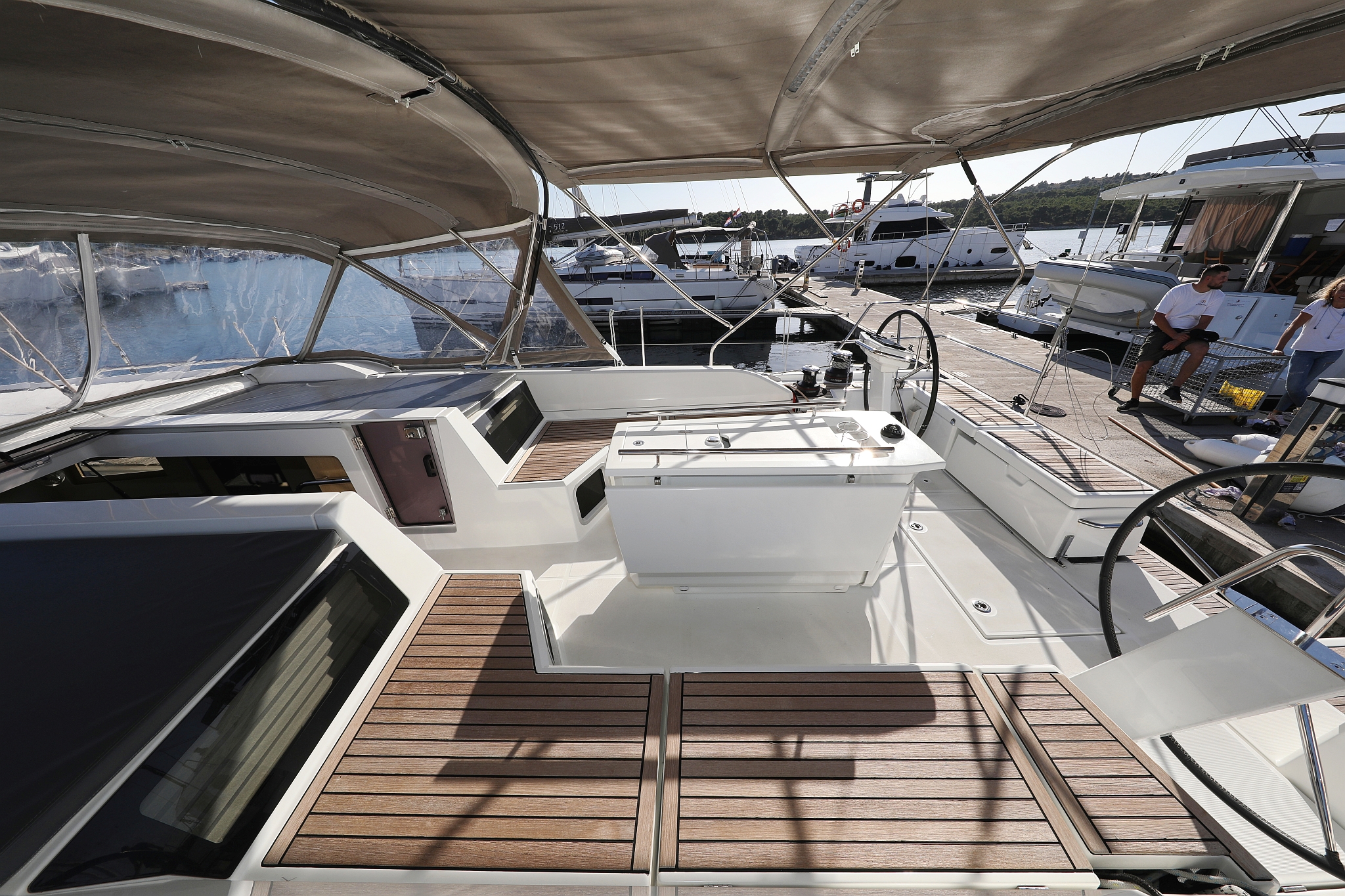 Oceanis 51.1 - 5 + 1 cab. — photo 8