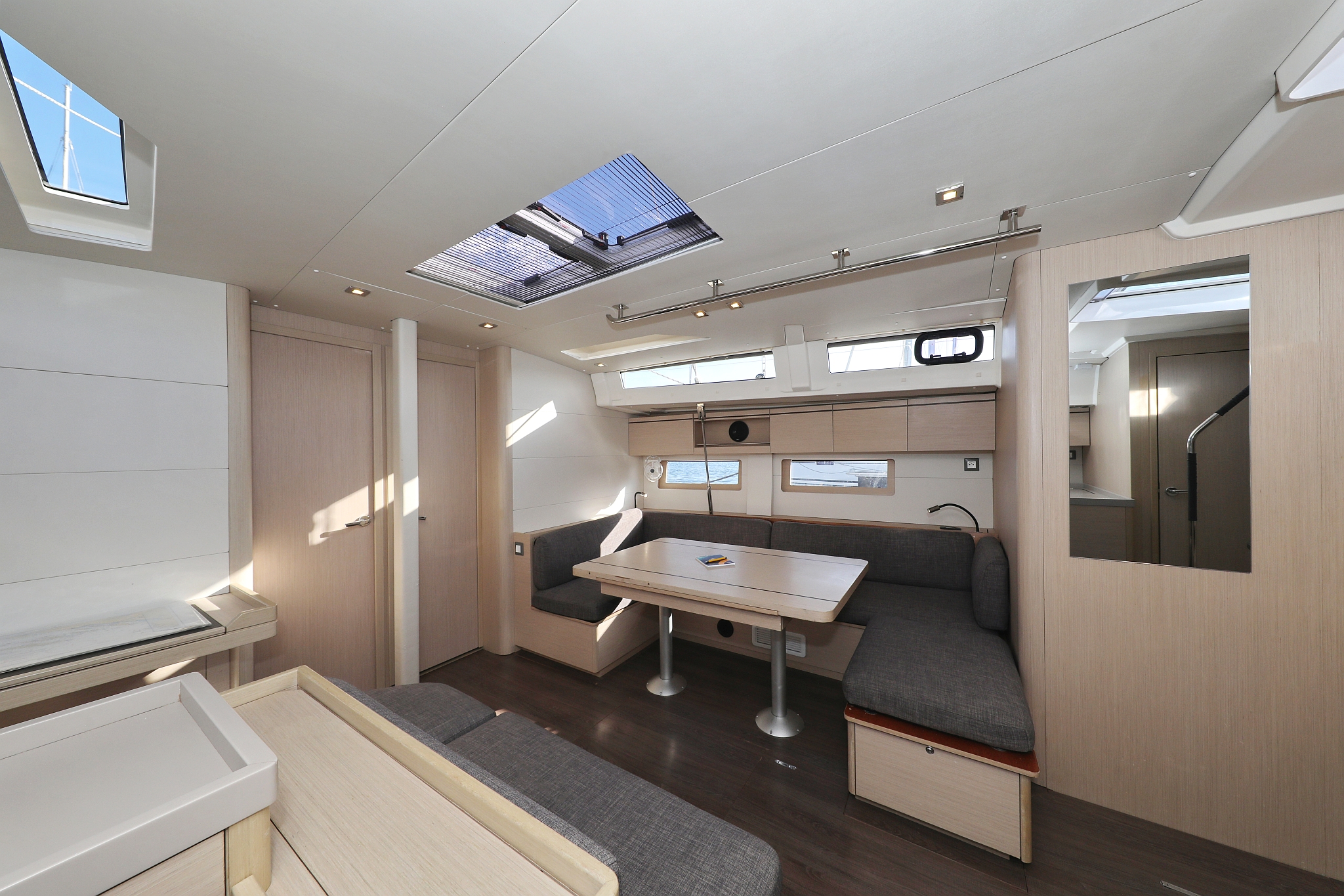 Oceanis 51.1 - 5 + 1 cab. — photo 15