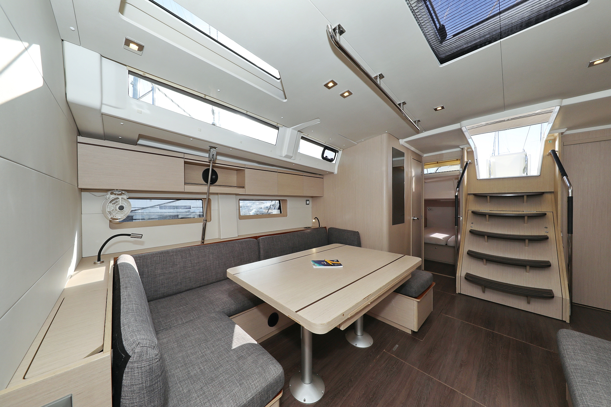 Oceanis 51.1 - 5 + 1 cab. — photo 17