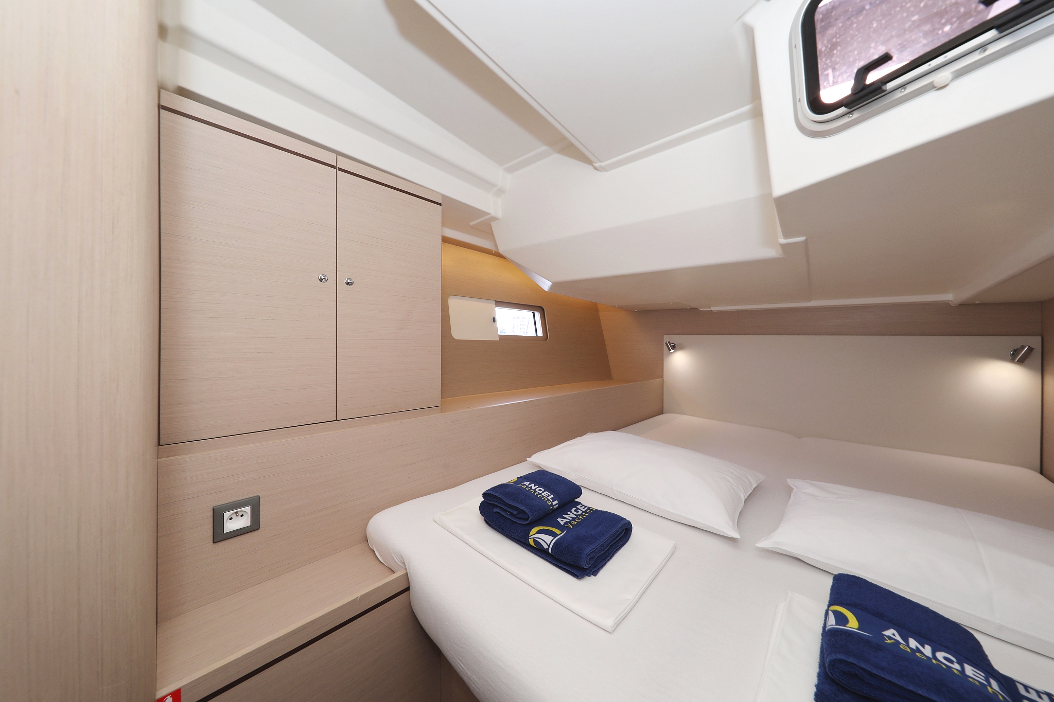 Oceanis 51.1 - 5 + 1 cab. — photo 25