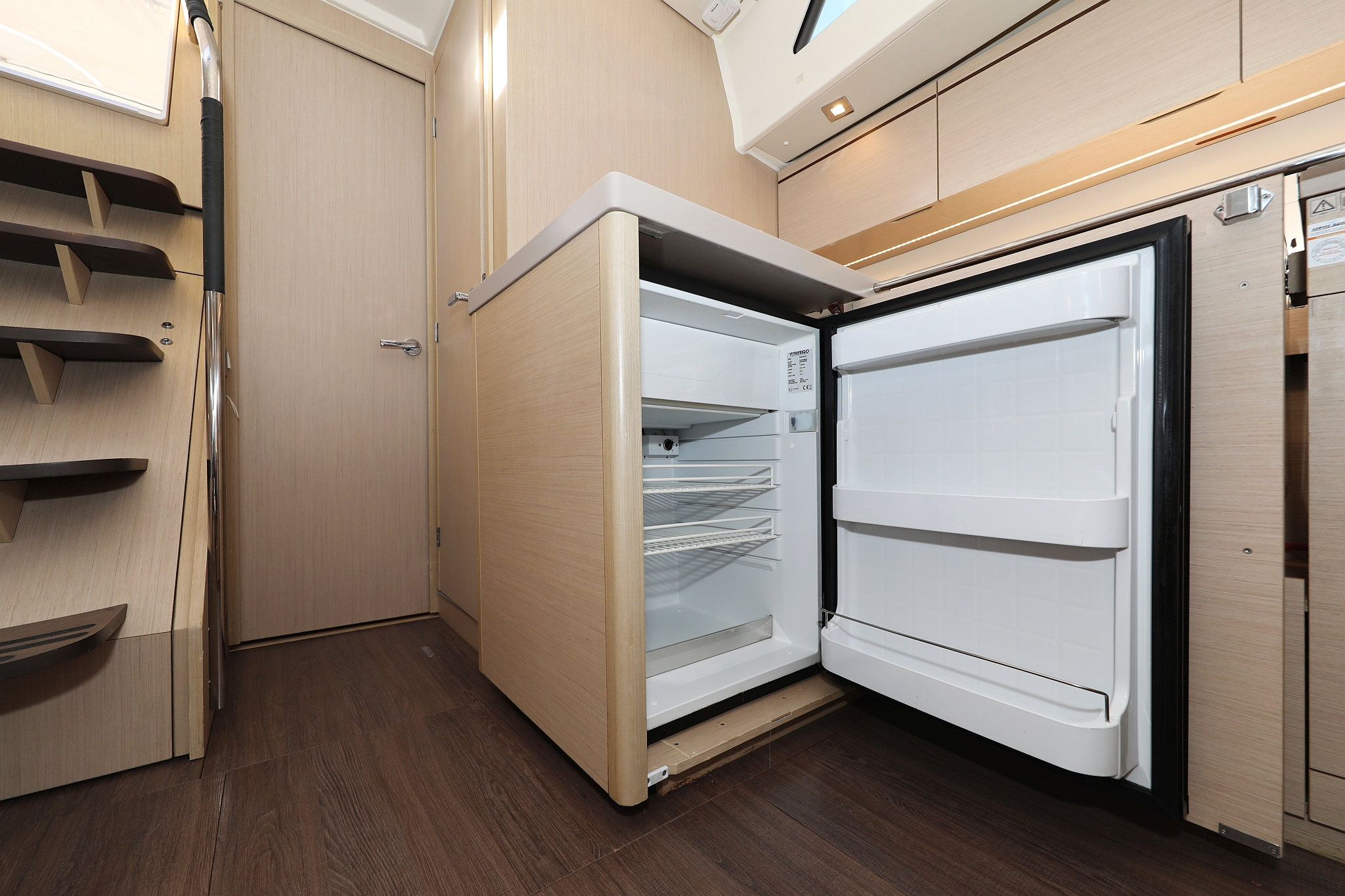Oceanis 51.1 - 5 + 1 cab. — photo 40