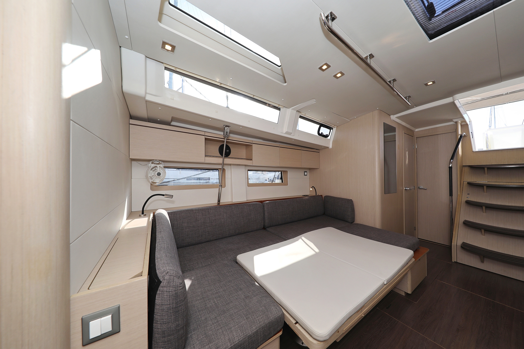 Oceanis 51.1 - 5 + 1 cab. — photo 42