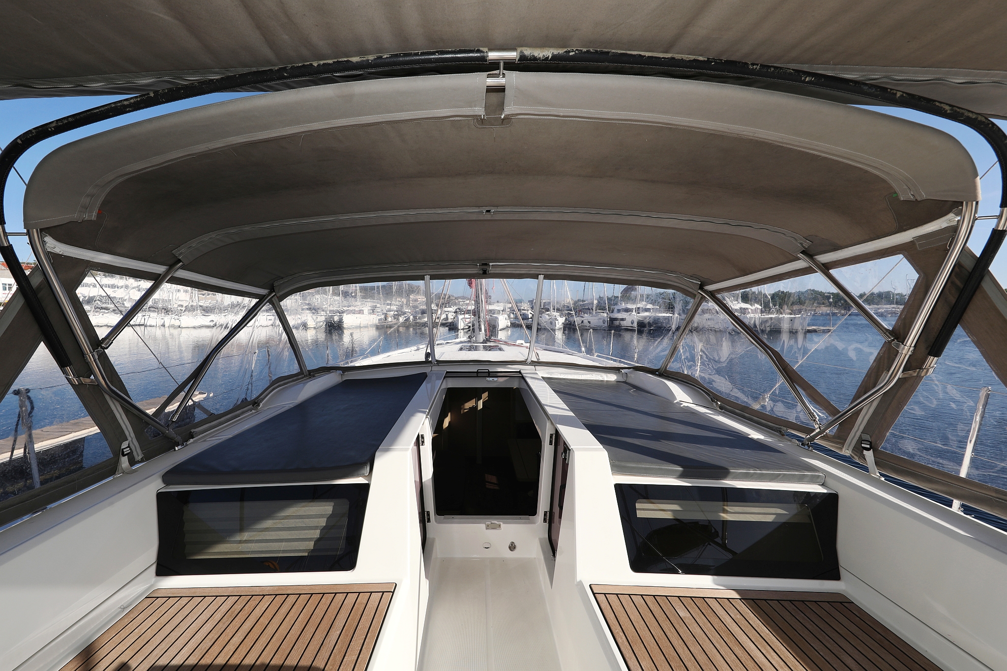 Oceanis 51.1 - 5 + 1 cab. — photo 43