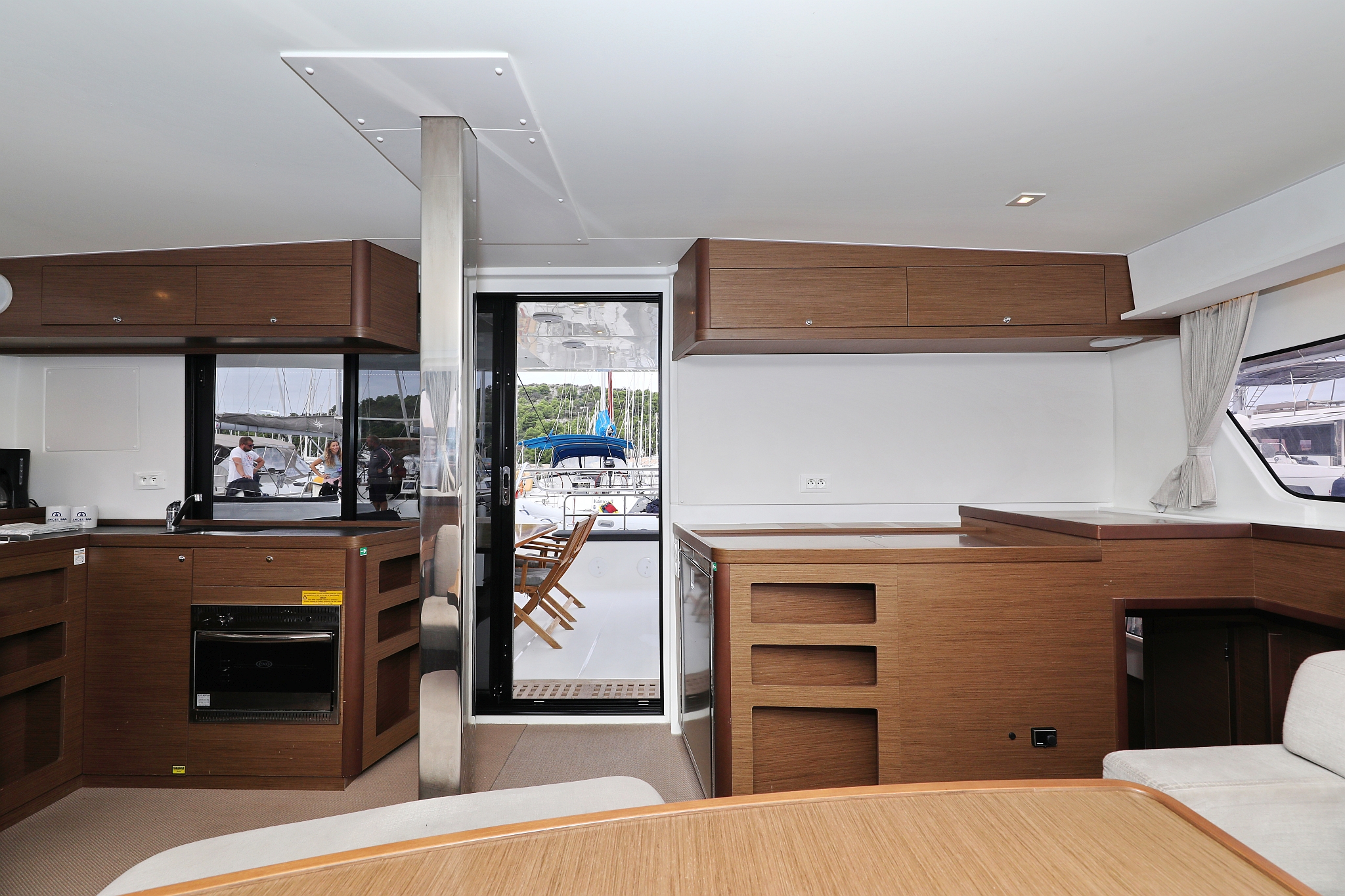 Lagoon 42 - 4 + 2 cab. — photo 18