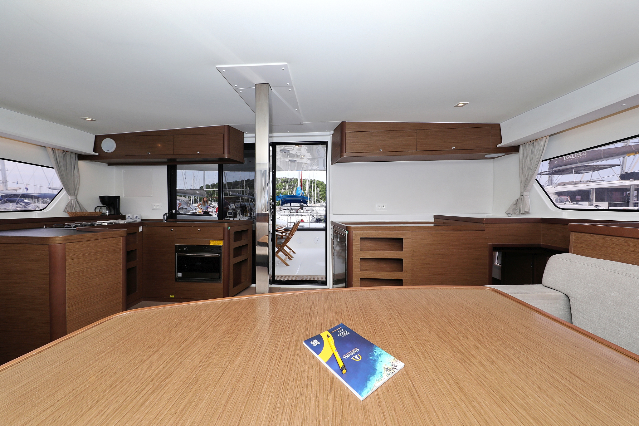 Lagoon 42 - 4 + 2 cab. — photo 19