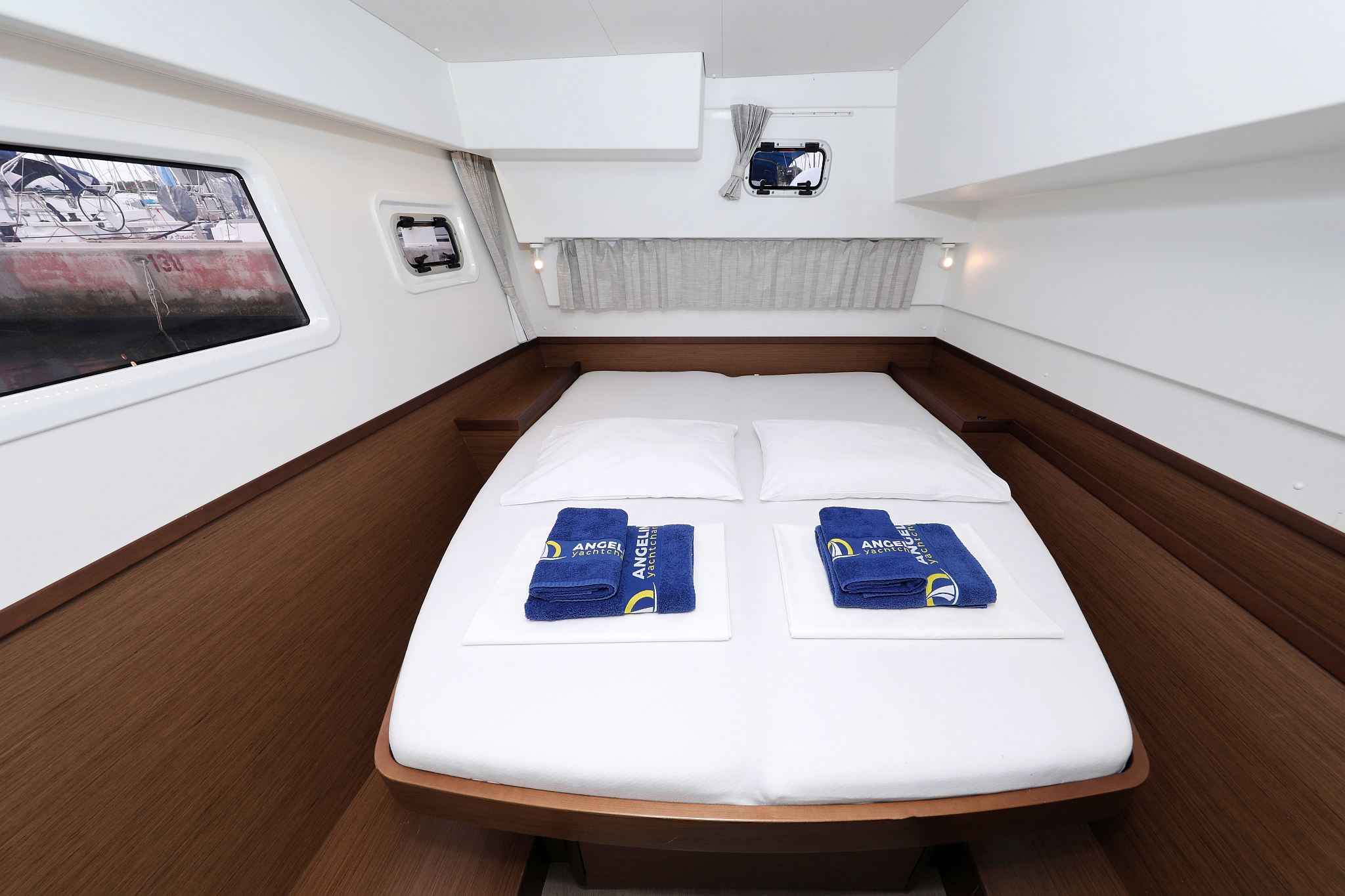Lagoon 42 - 4 + 2 cab. — photo 30