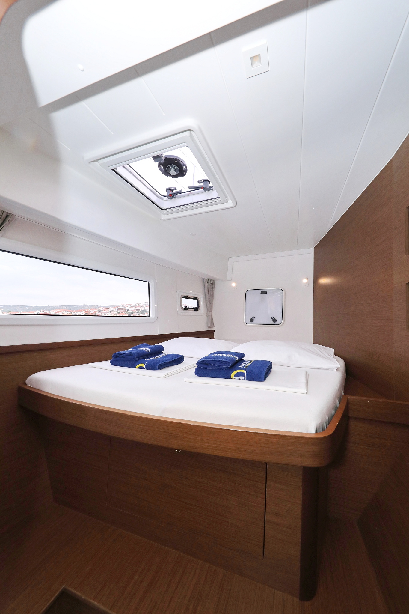 Lagoon 42 - 4 + 2 cab. — photo 27
