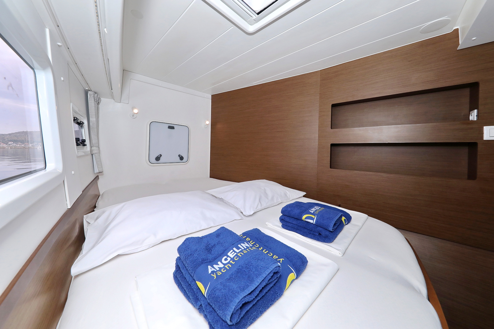 Lagoon 42 - 4 + 2 cab. — photo 28