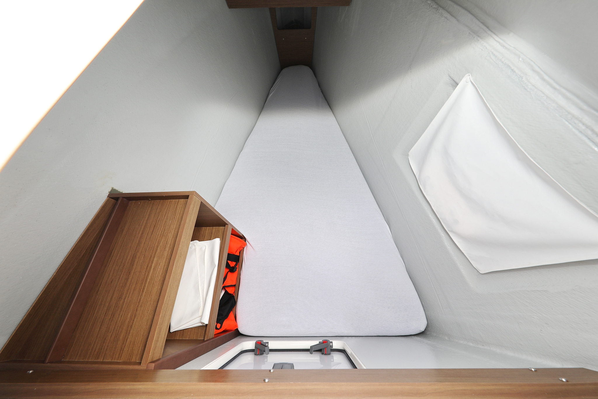 Lagoon 42 - 4 + 2 cab. — photo 49