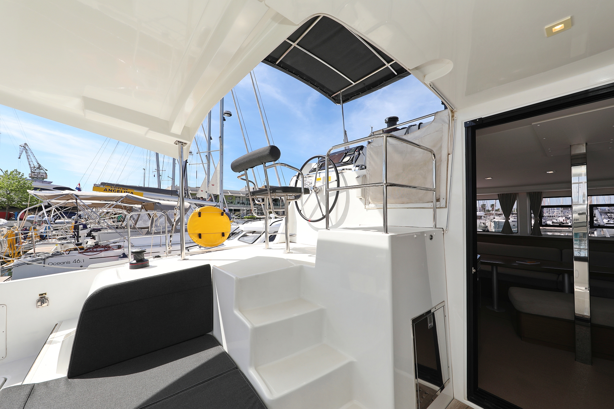 Lagoon 42 - 4 + 2 cab. — photo 7