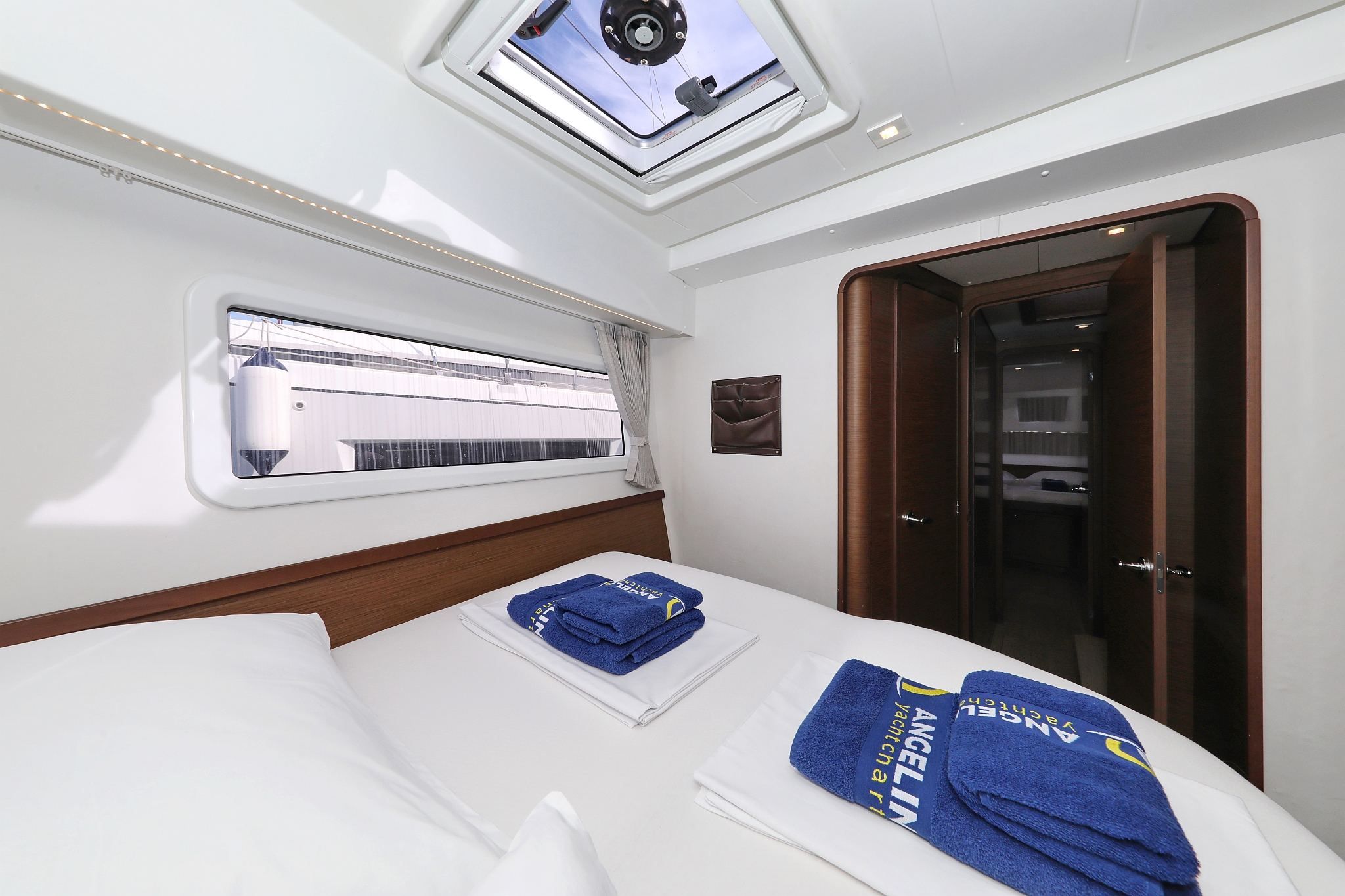 Lagoon 42 - 4 + 2 cab. — photo 31