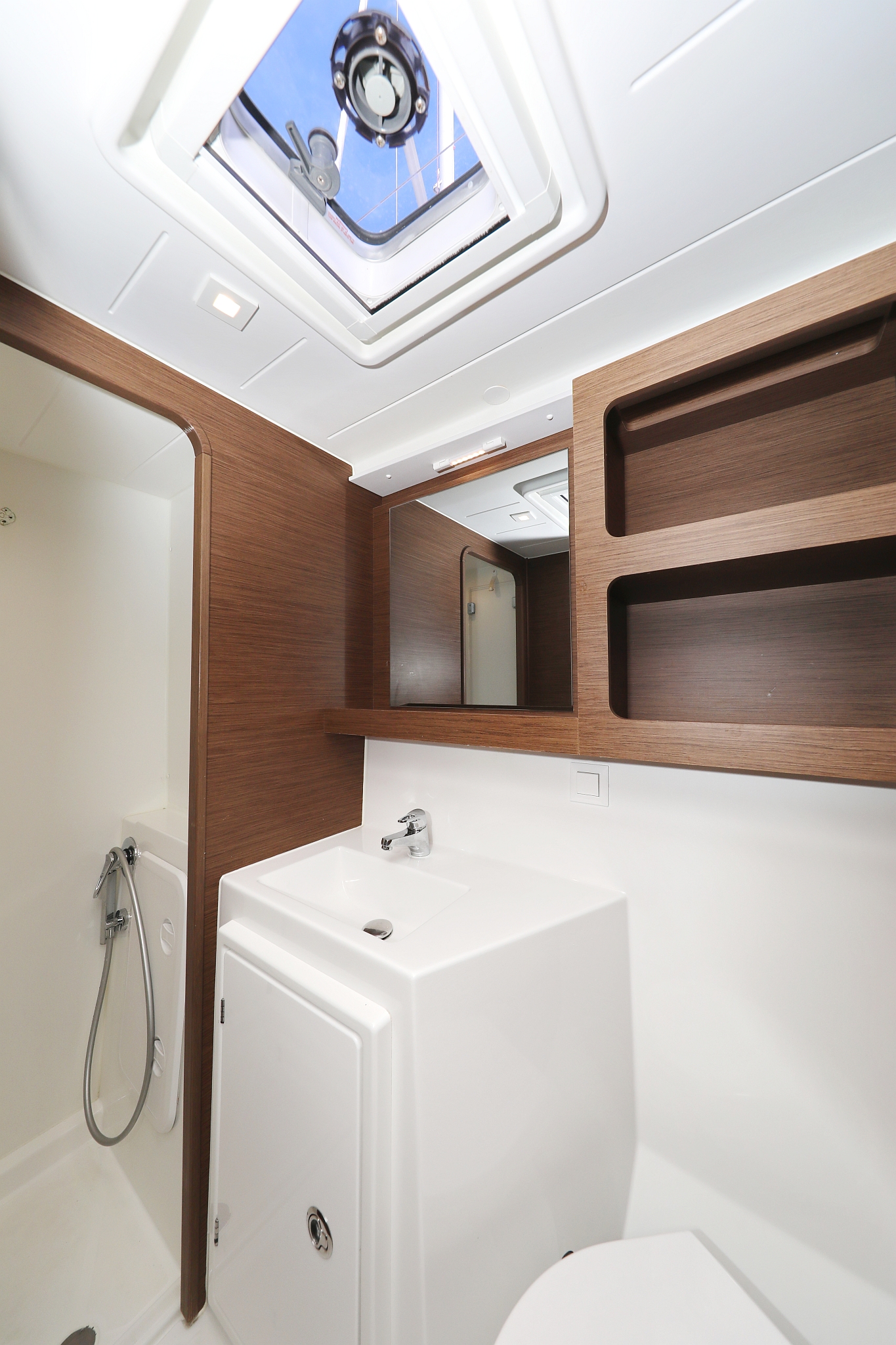 Lagoon 42 - 4 + 2 cab. — photo 35