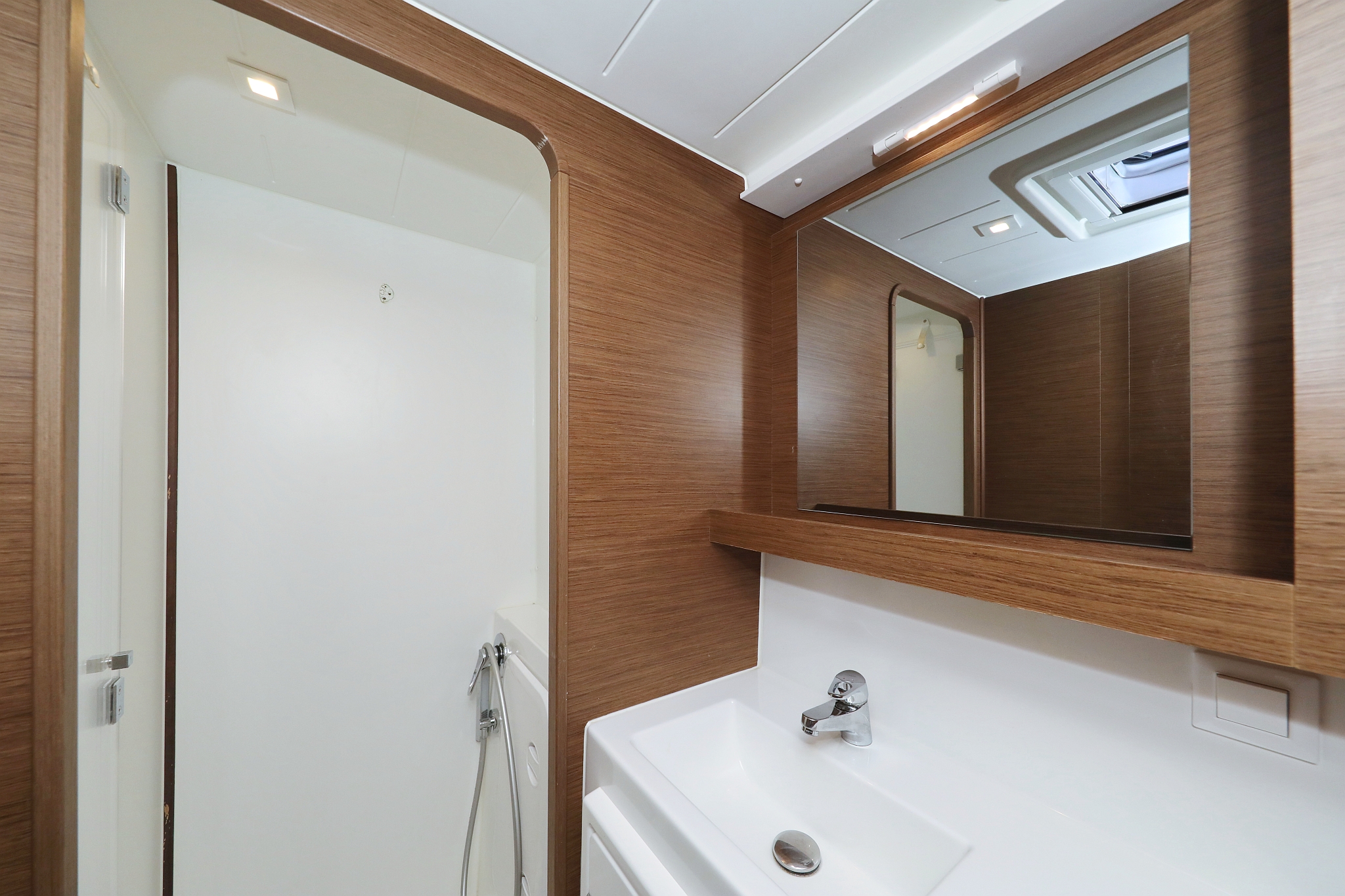 Lagoon 42 - 4 + 2 cab. — photo 36