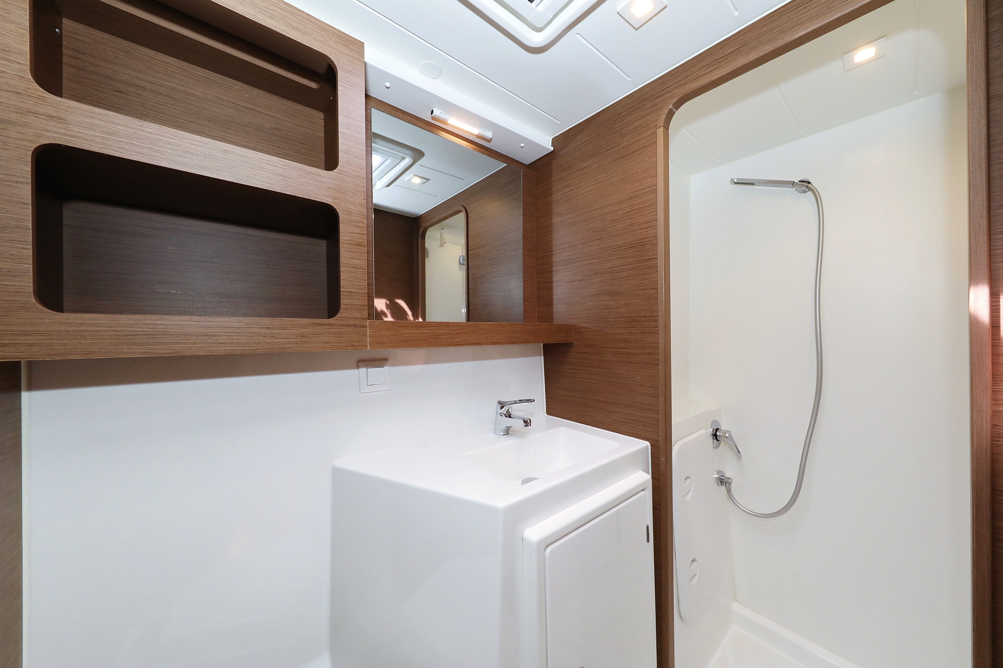 Lagoon 42 - 4 + 2 cab. — photo 38