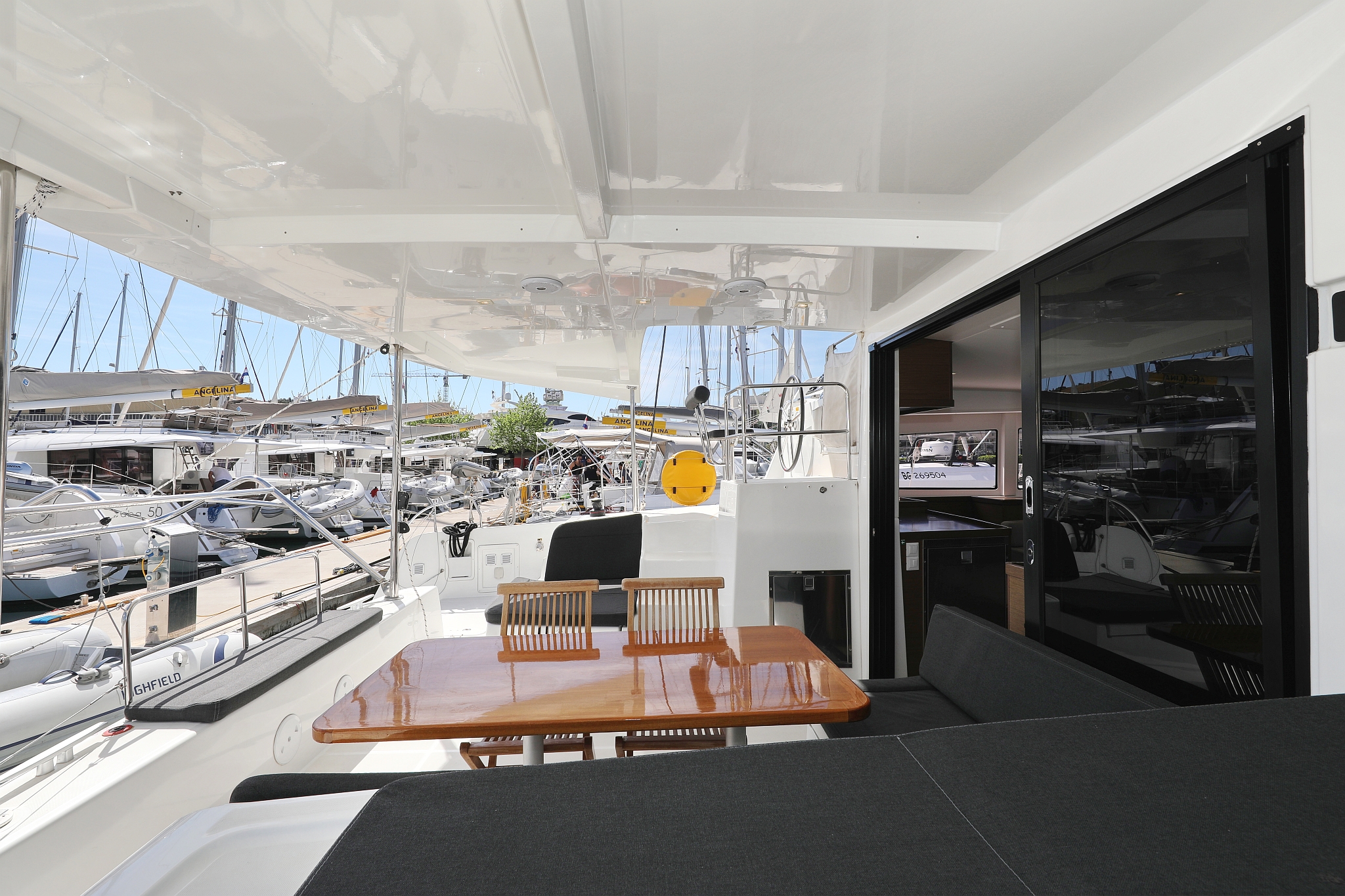 Lagoon 42 - 4 + 2 cab. — photo 47
