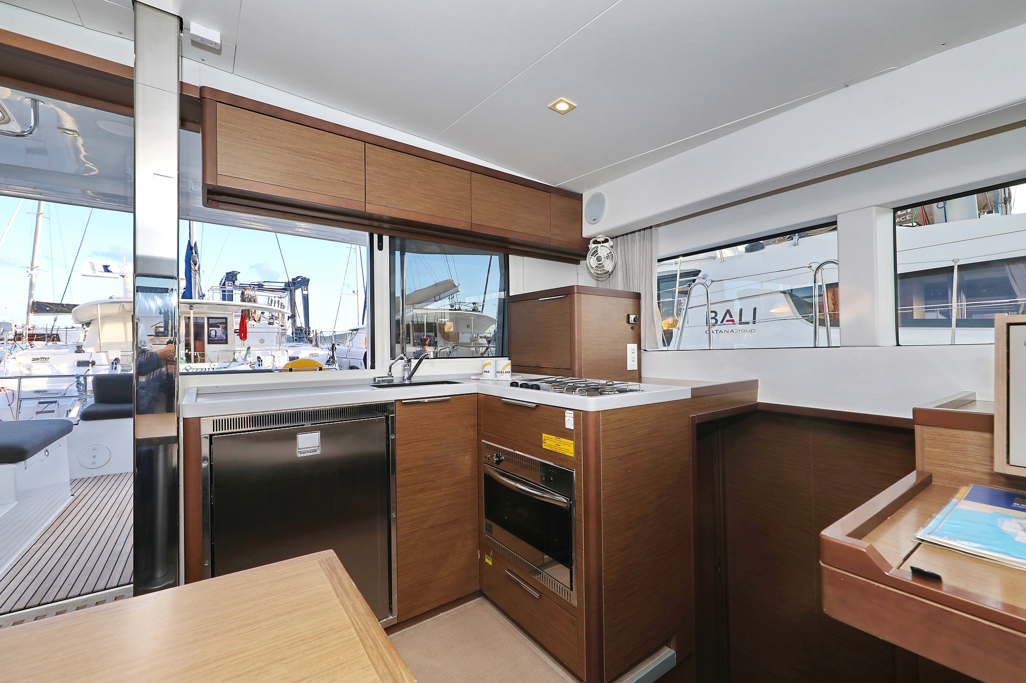 Lagoon 40 - 4 + 2 cab — photo 20