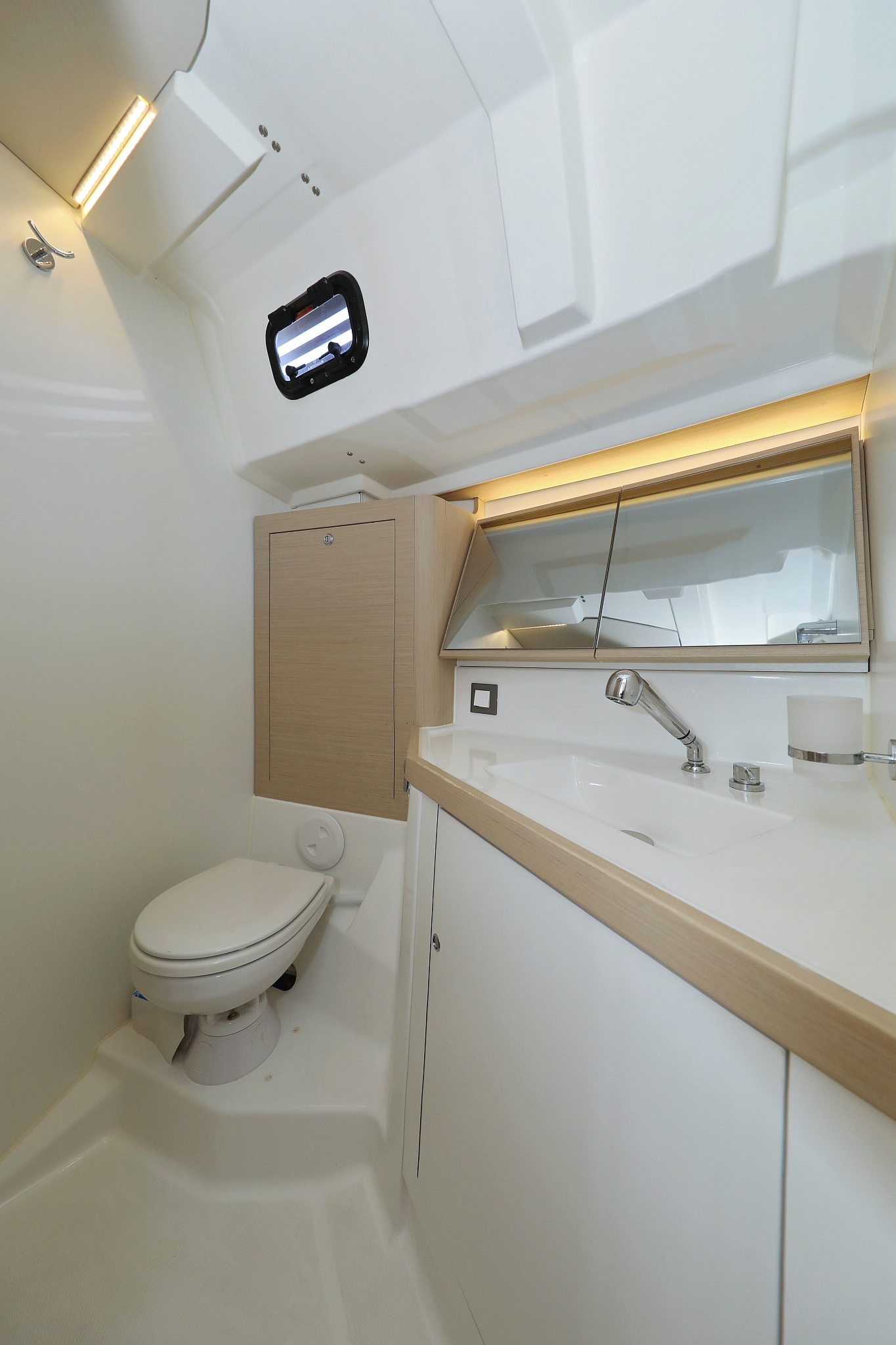 Oceanis 46.1 - 4 cab. — photo 18
