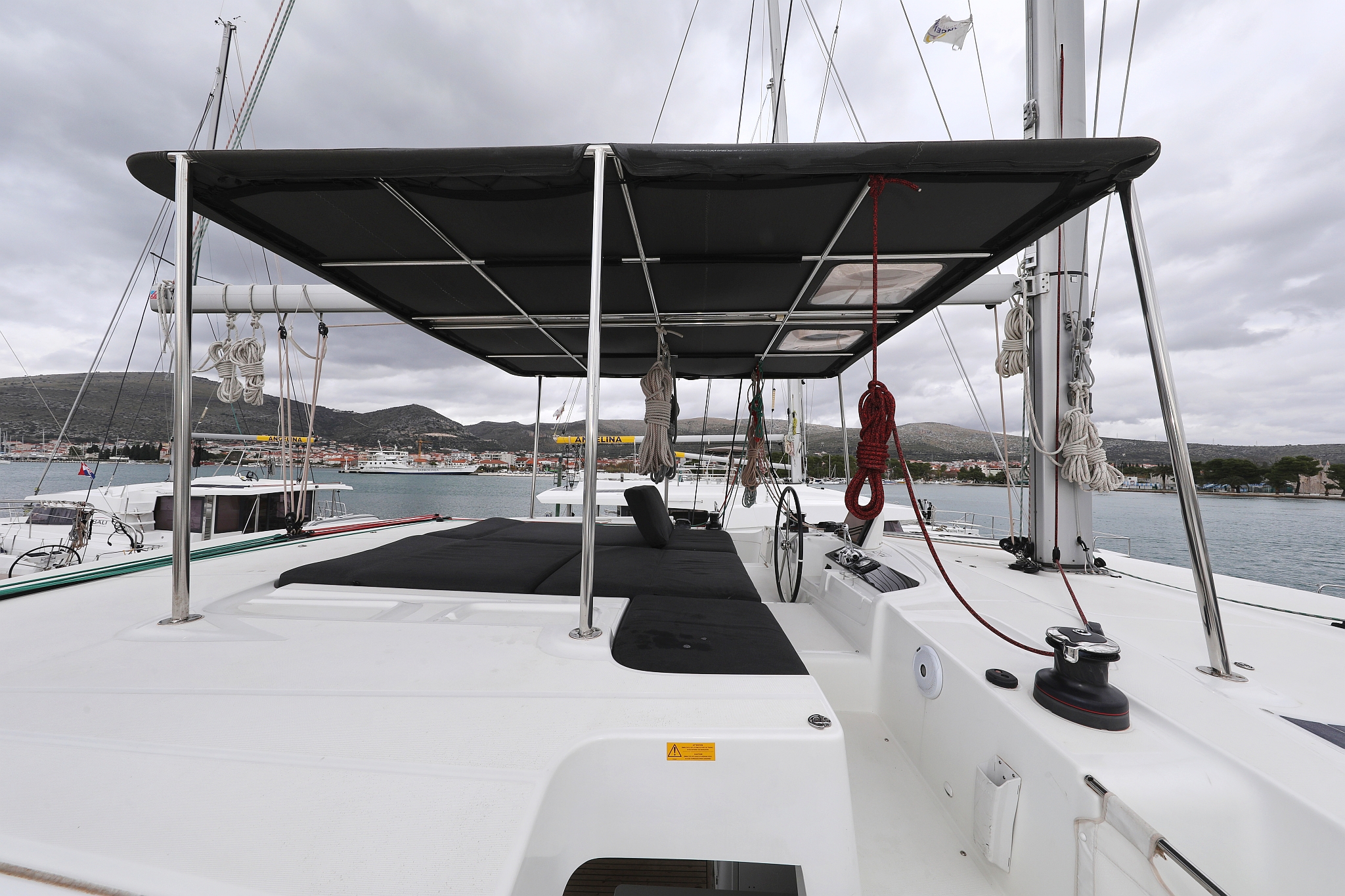 Lagoon 46 - 4 + 2 cab. — photo 8