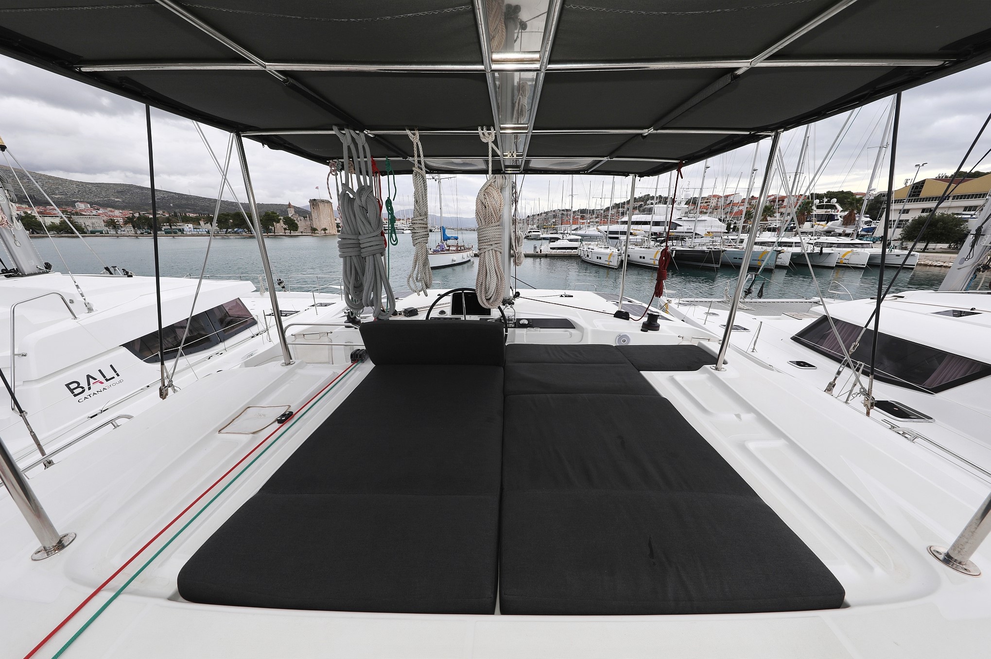 Lagoon 46 - 4 + 2 cab. — photo 10